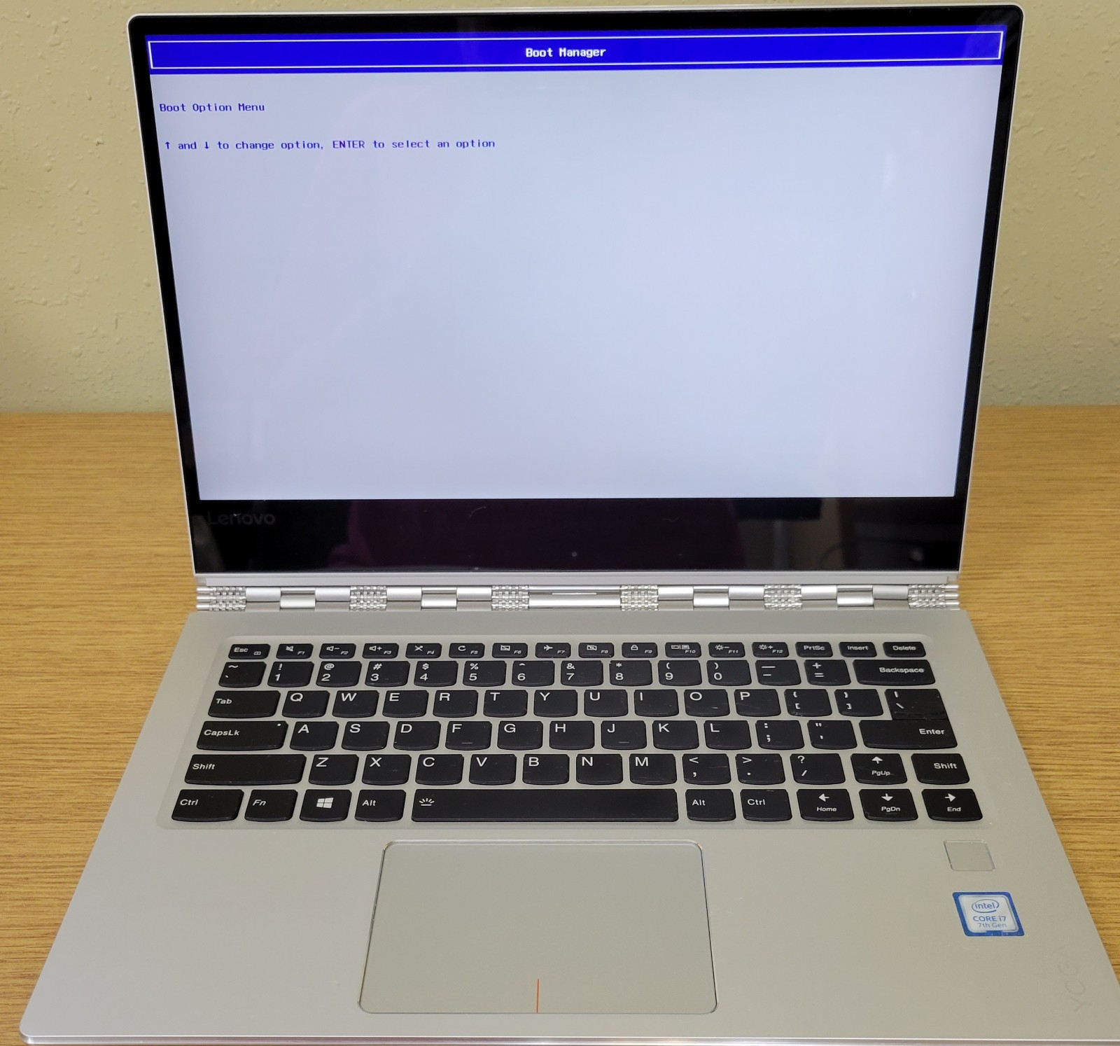 Lenovo Yoga (80VF) 910-13ikb i7-7500U 2.90GHz 16GB 256GB SSD 4K 360Touch No OS