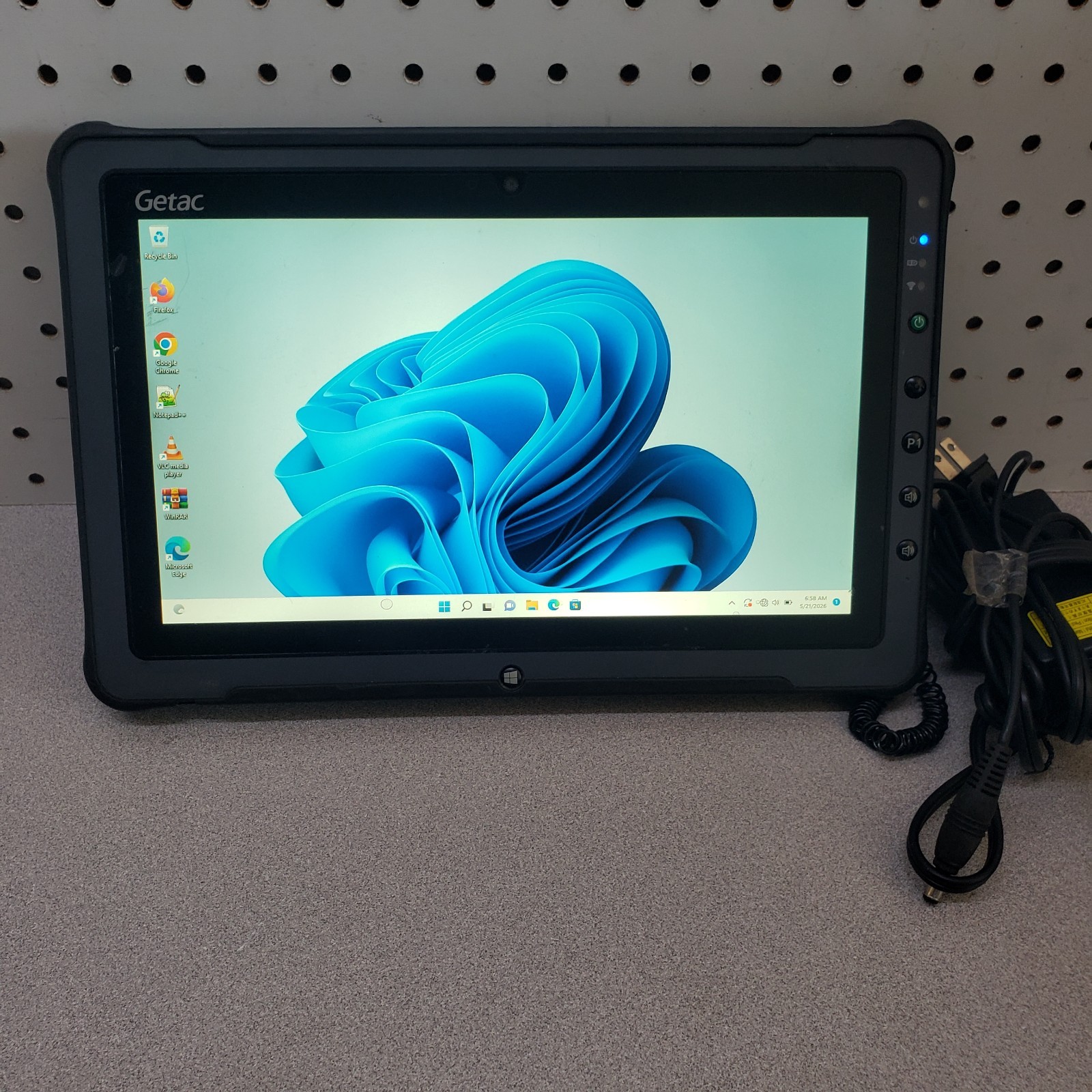 Getac F110 G4 F110G4 7Gen i5-7200U 2.50ghz 4GB,256gb SSD Win10 Rugged tablet