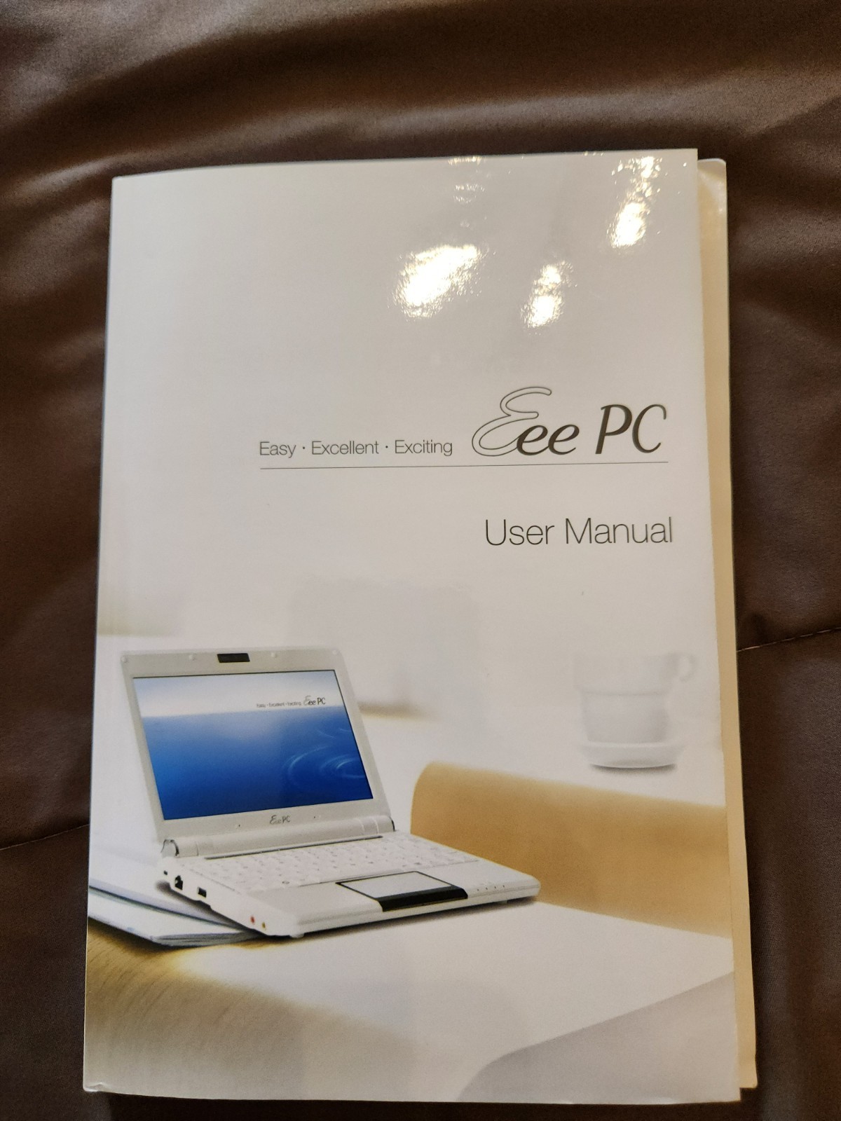 ASUS Eee PC 900A Netbook perfect condition with manual and media