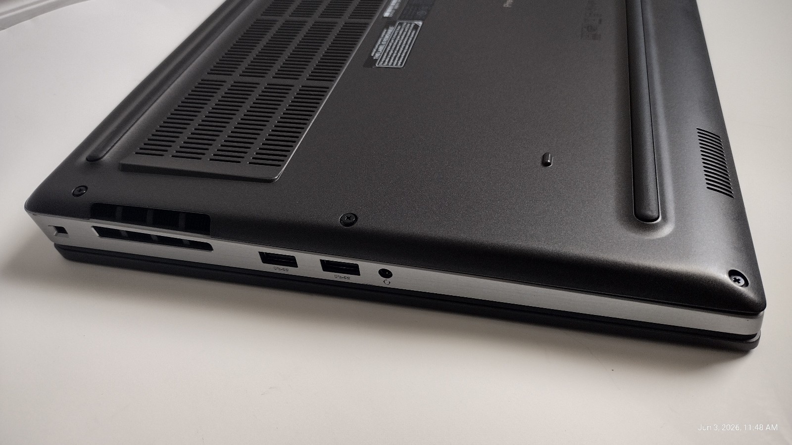 GAMING! Dell Precision 7540 15.6″ FHD 6-Core i7-9850H 32GB 256GB NVIDIA T2000