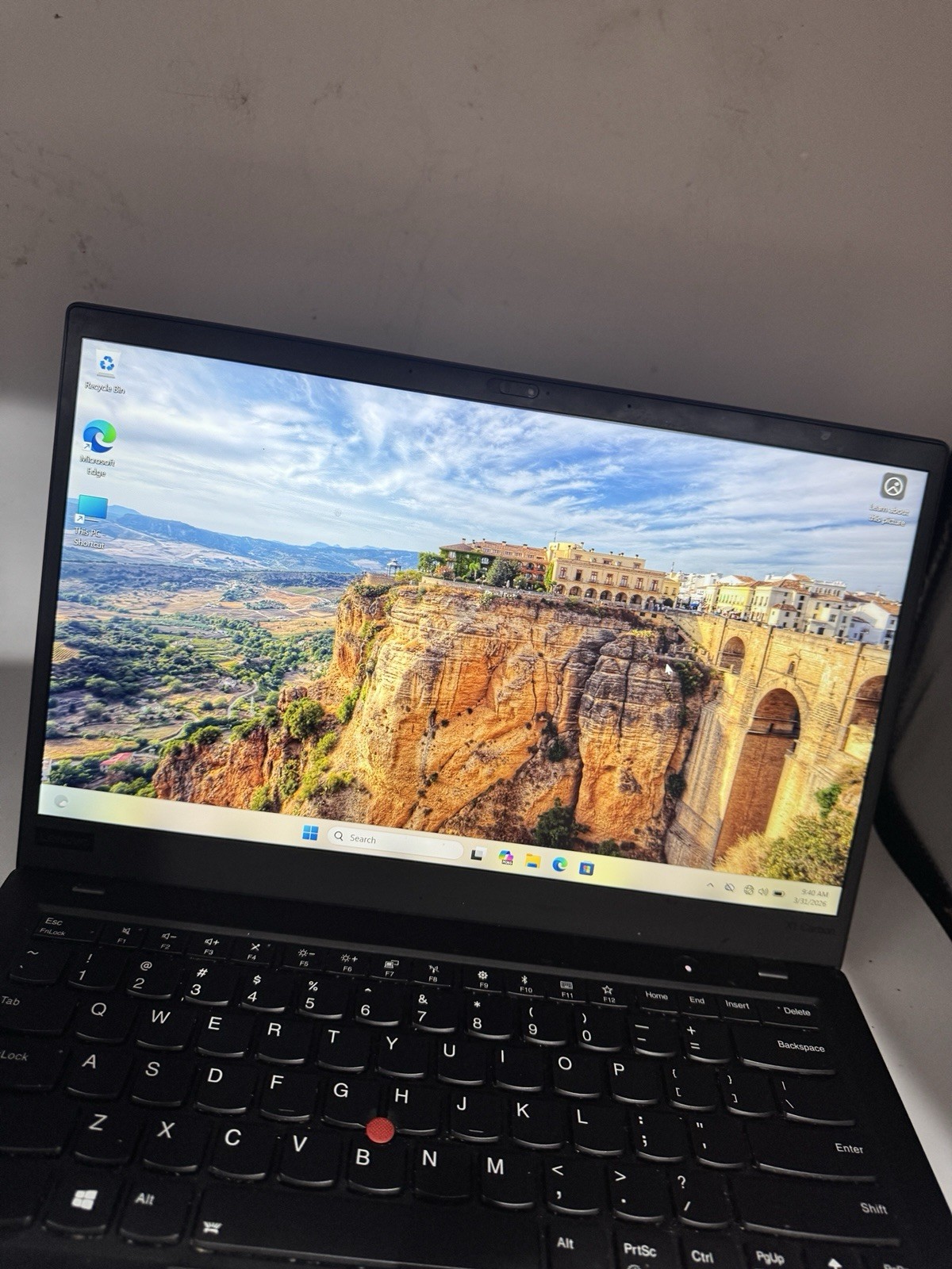 Lenovo ThinkPad X1 Carbon 6th Gen 14″ FHD Touch I5-8350U 512GB SSD 16GB W11P