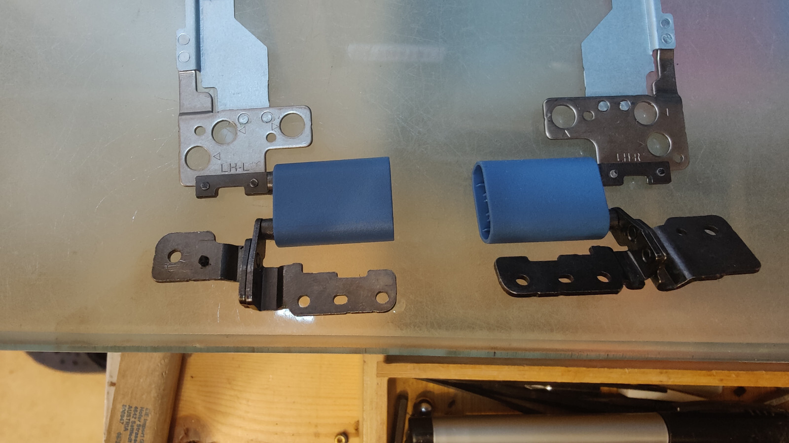 ACER R3 R3-131T HINGES HINGES 433.0650A.0001 433.0650B.0001