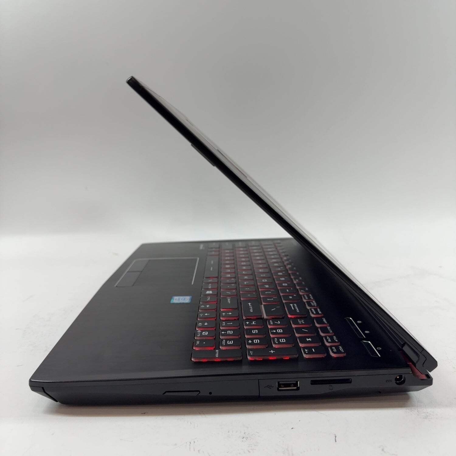 MSI Sword 15 GE62VR i7-6700HQ 12GB RAM 1TB HDD 256GB SSD GeForce GTX 1060