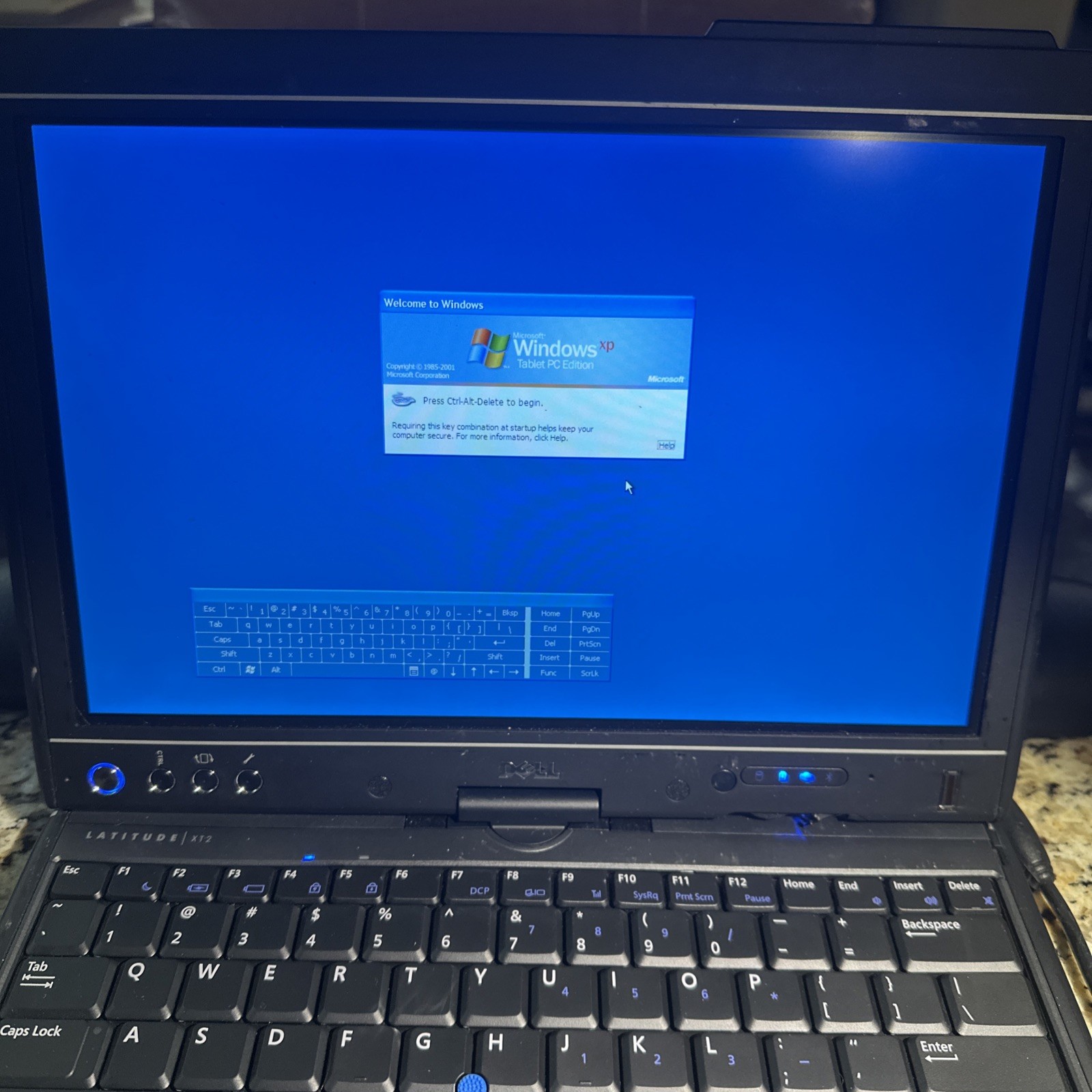 DELL LATITUDE XT2 PP12S Laptop Intel CORE2 DUO U9400 Windows 7 For Parts Only