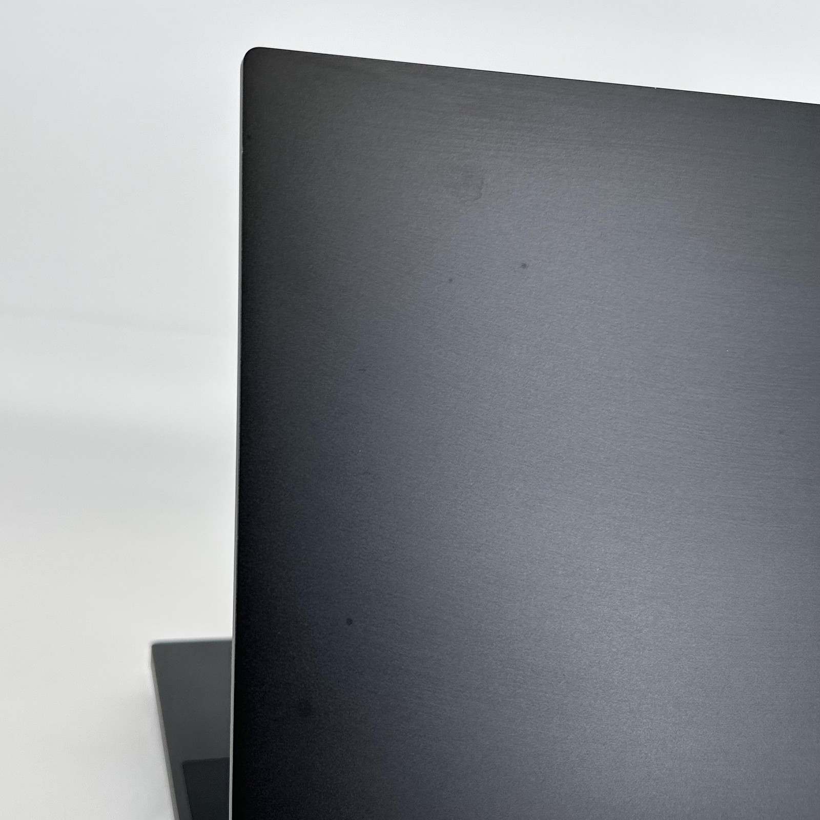 Razer Blade 15 Base 144Hz FHD i7-10750H 2.6GHz 16GB 512GB SSD RTX 3070 Very Good