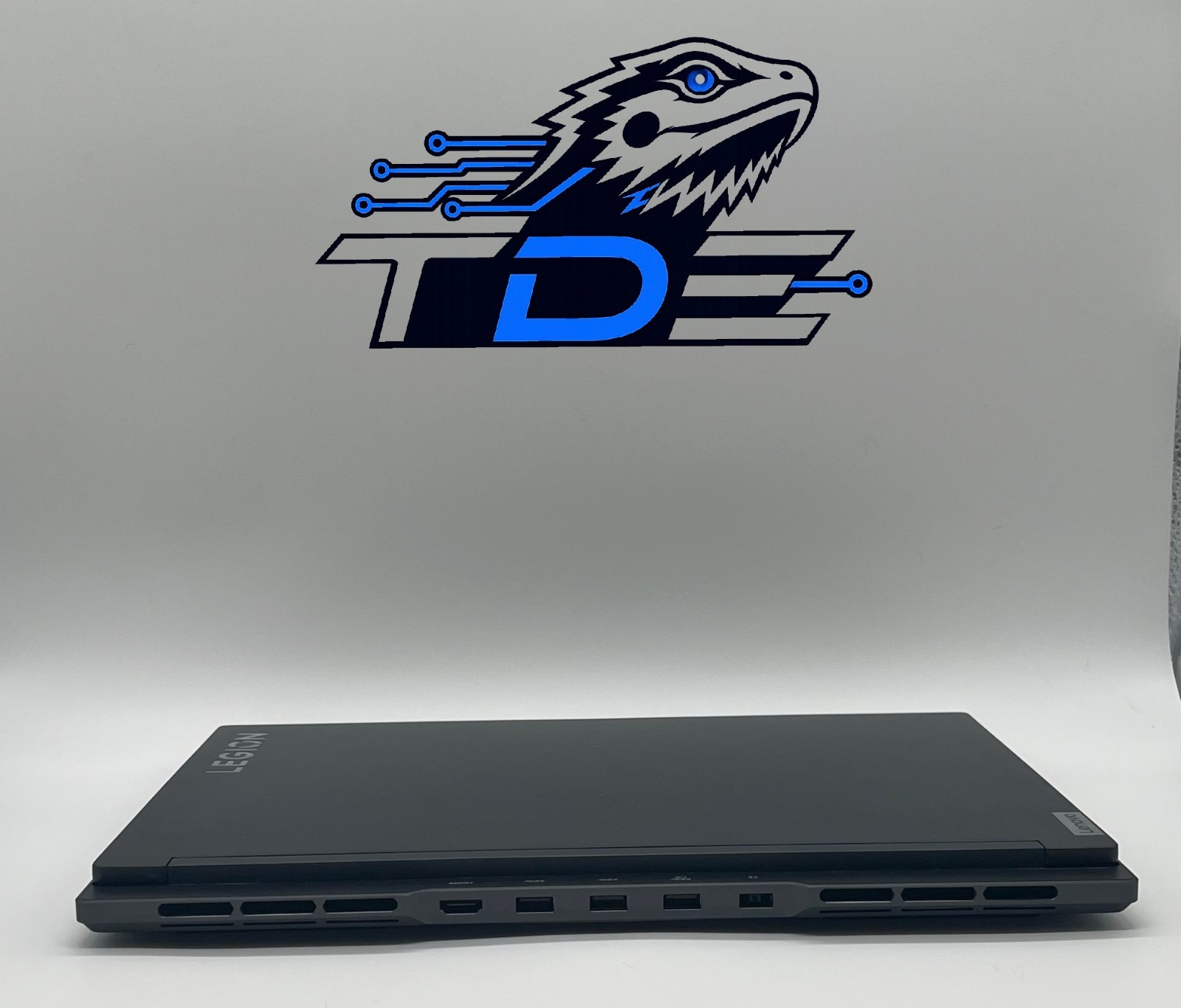 Lenovo Legion Slim 7i 12700H 16″ 3060 Gaming Laptop i7-12700H, 16GB, 512GB SSD