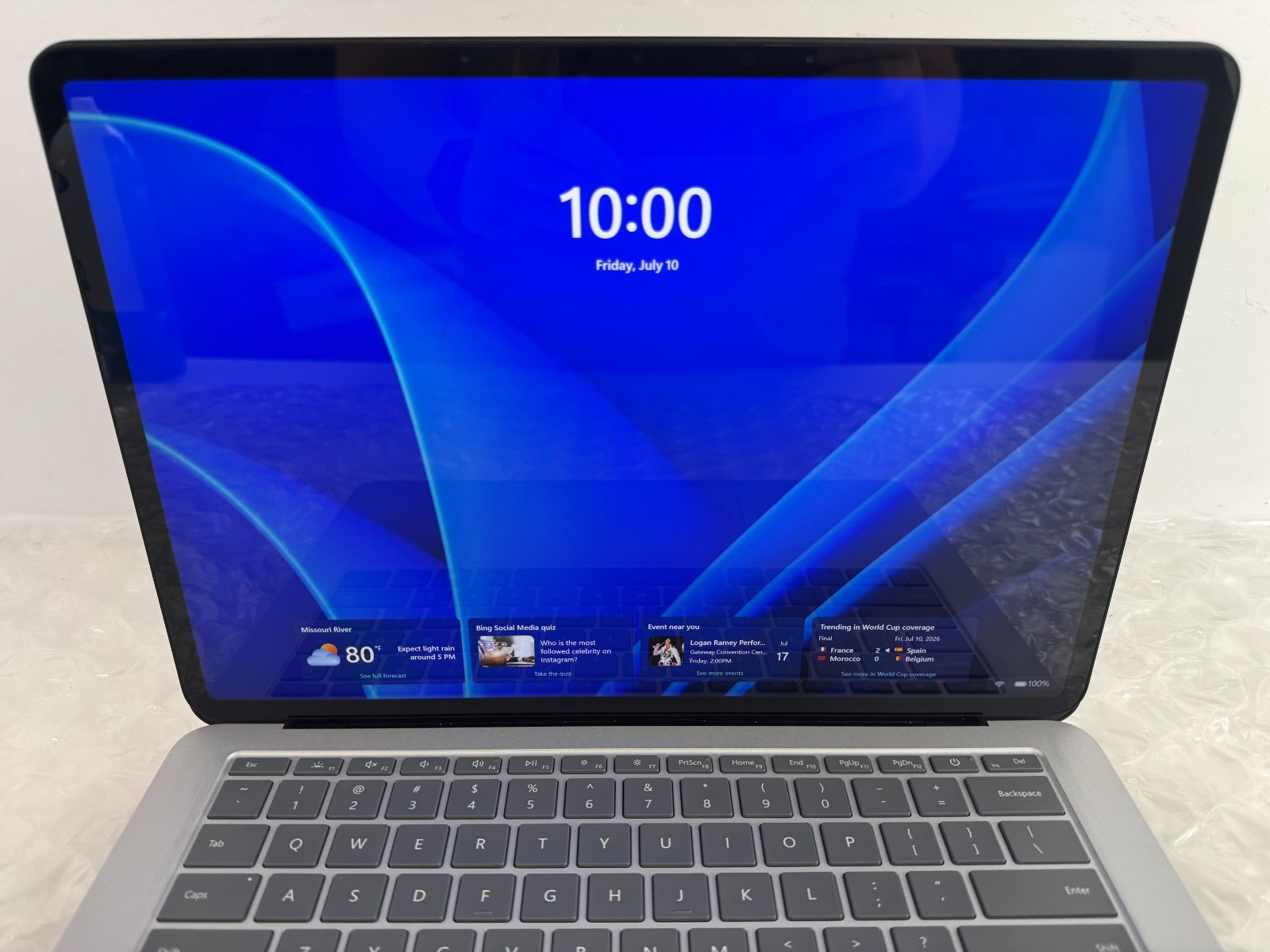 Microsoft Surface Laptop Studio i7-11370H 32GB 1TB SSD RTX 3050 Ti 14.4″ W11P