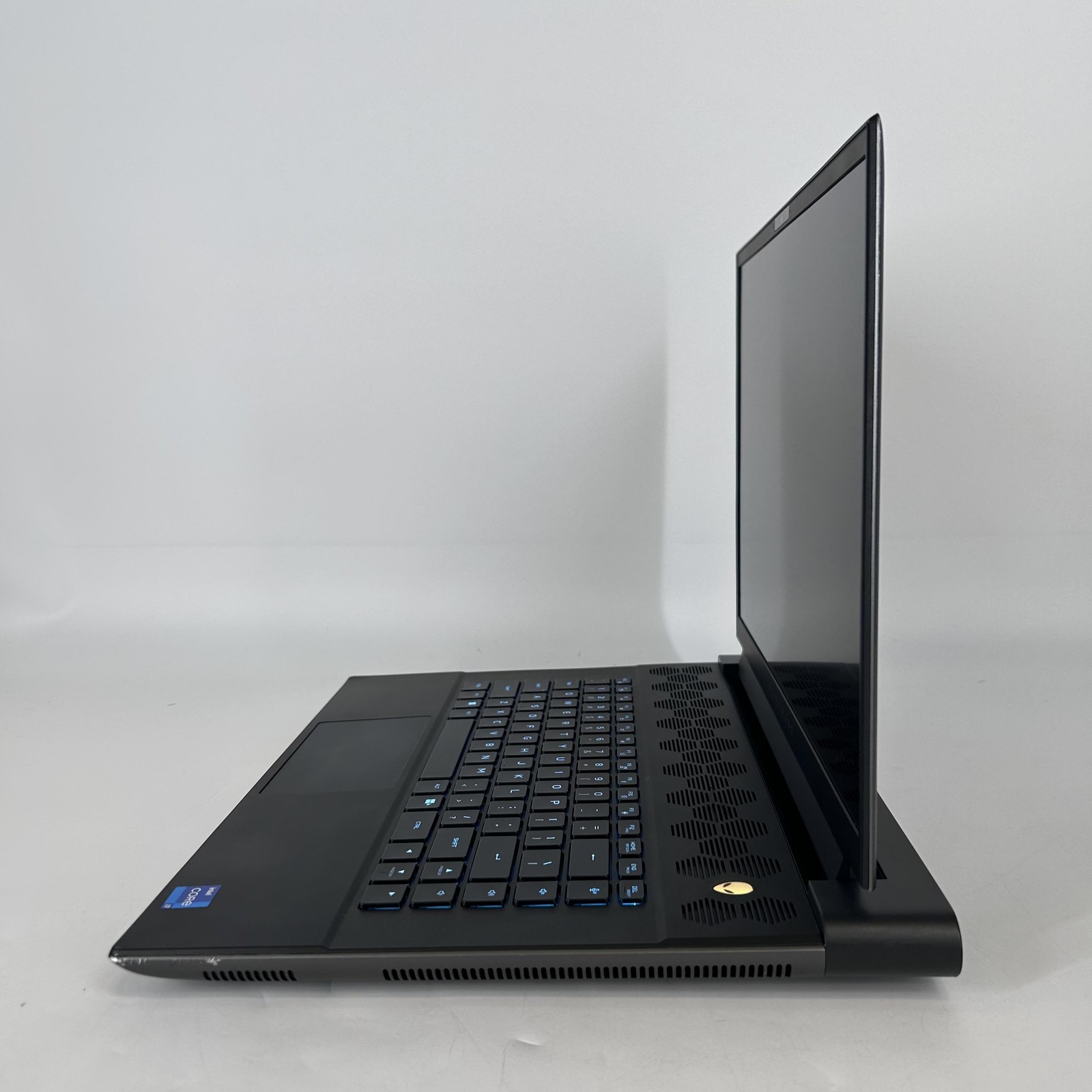 Dell Alienware M16 R1 165Hz QHD+ 2023 2.1 GHz i7-13700HX 16GB 1TB RTX 4070 Good