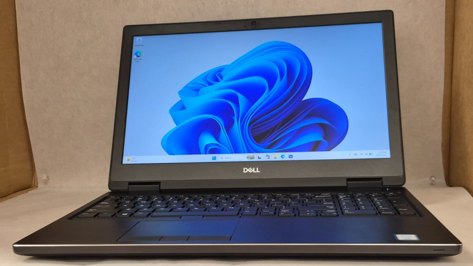 Dell Precision 7530 15.6″ i7-8750H 2.20GHz 16GB 256GB Quardo P1000 Win11Pro