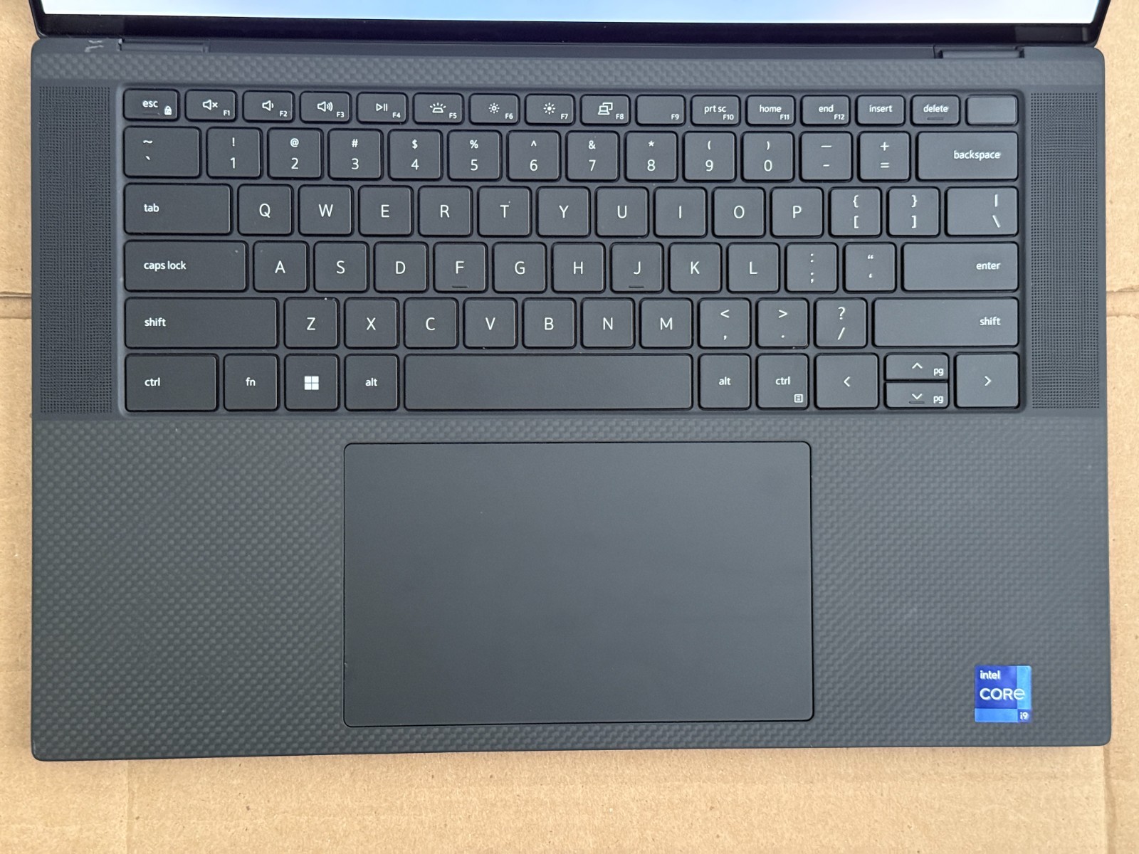 Dell Xps 9530 i9-13900h 64gb DDR5 Ram 4070 RTX GPU 1tb SSD 15.6″ OLED 3.5K Win11