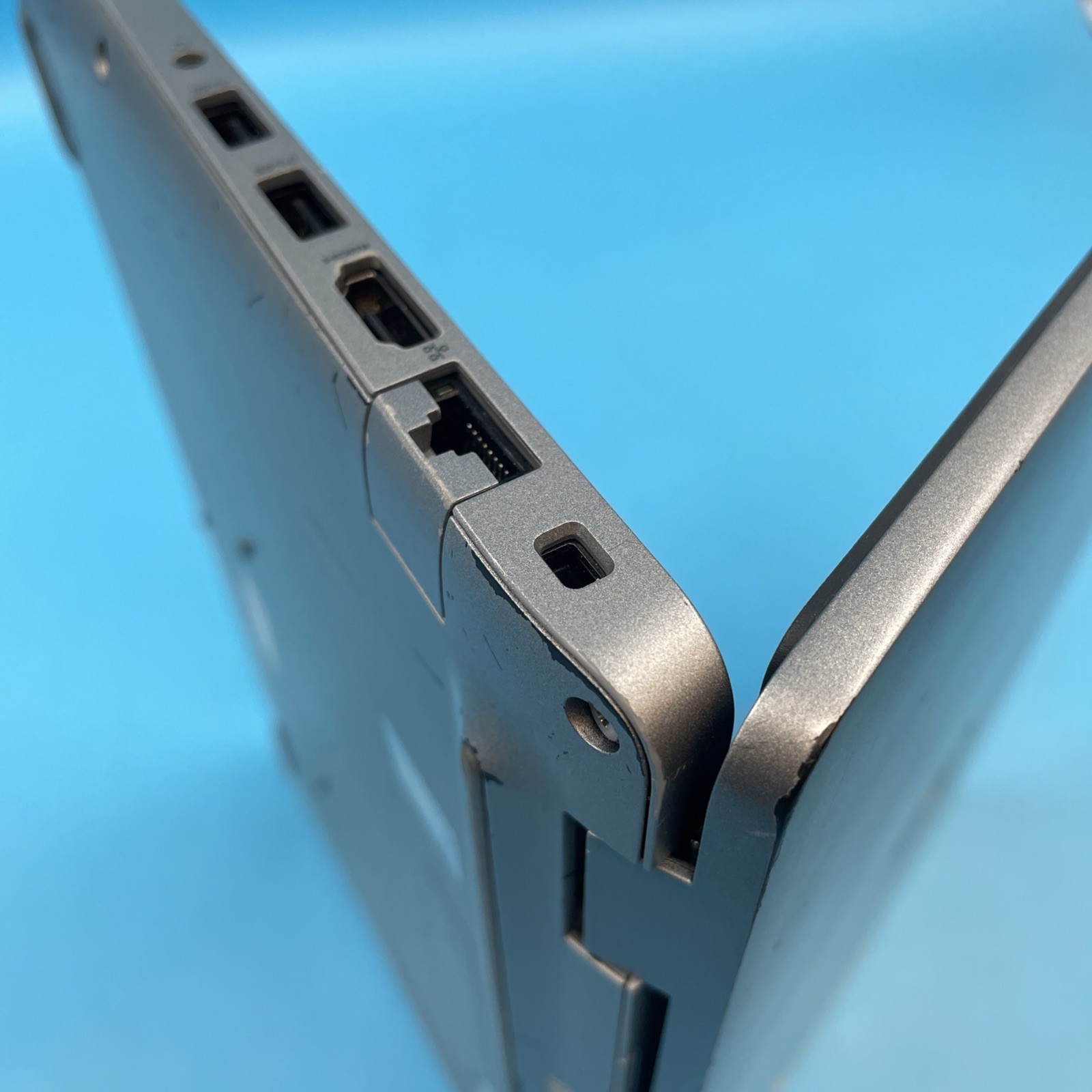 Dell Latitude 5420 | i7-1185G7 | 16GB RAM | 256GB SSD | NO OS | 42% BATT
