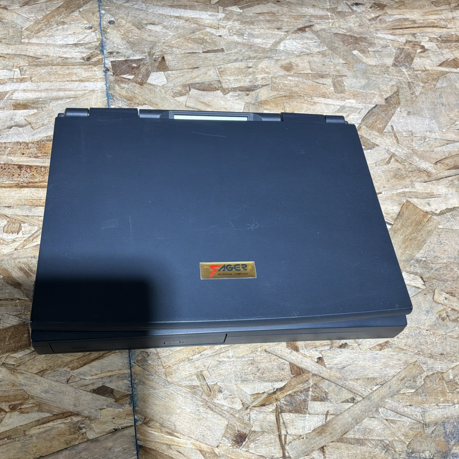Rare Sager Clevo Model 86 Notebook Computer Vintage Laptop Untested No HD C318