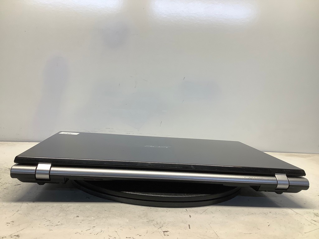 Acer Aspire V3 771G-6851 Intel i5-3210M 6 GB NO HDD Nvidia GeForce GT 440M 2GB