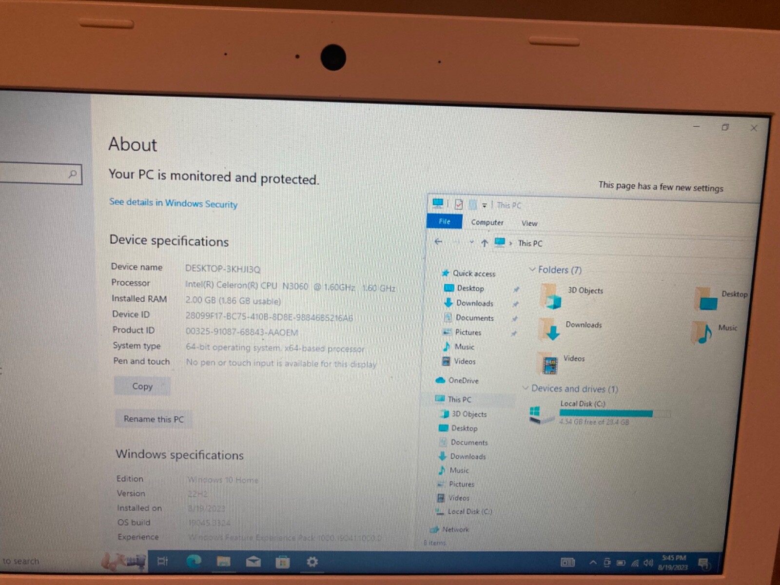 Lenovo IdeaPad 110s 11.6″ (32GB, Intel Celeron N, 1.60GHz, 2GB) Laptop – White –