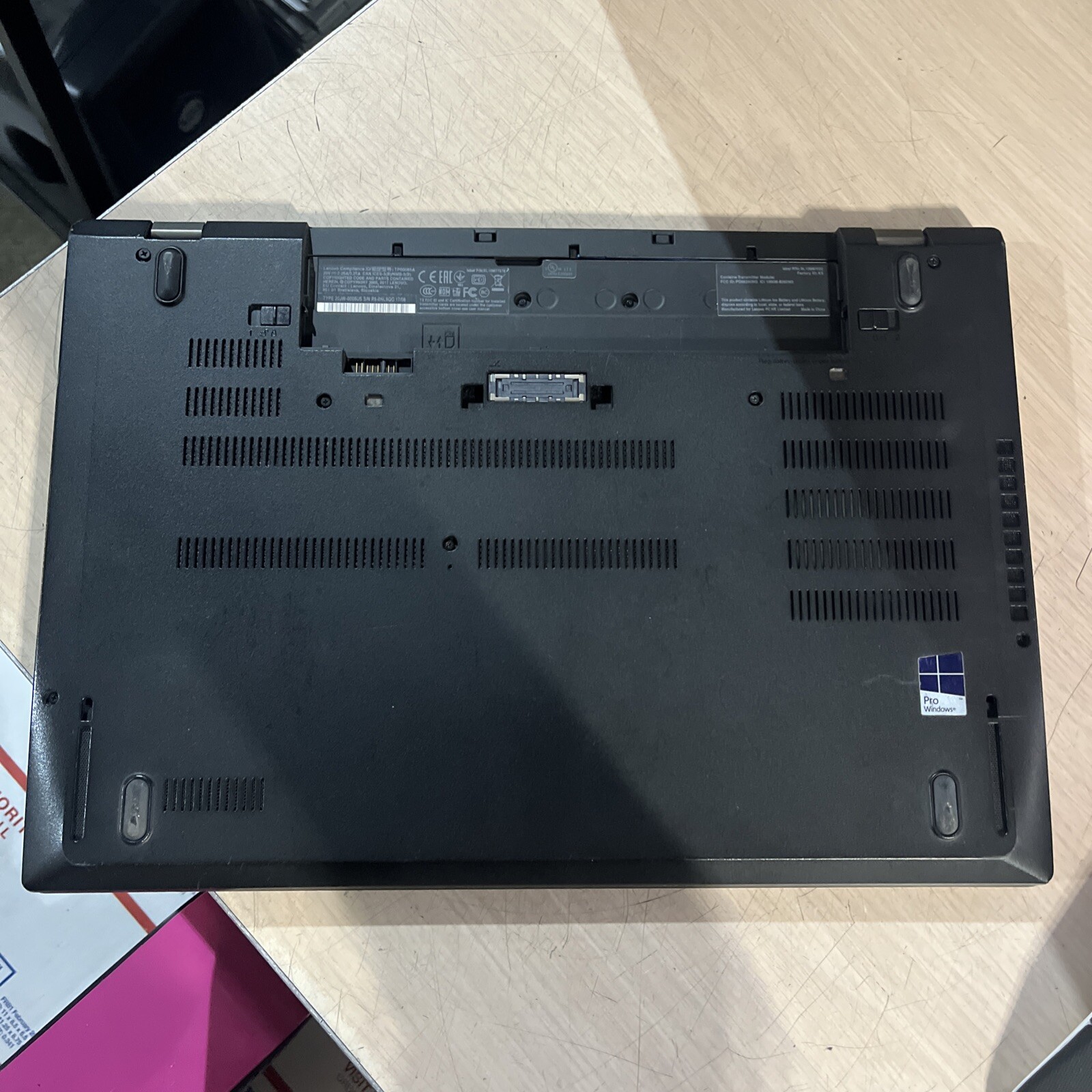 LENOVO THINKPAD T570 INTEL CORE I5-6300U 2.40GHZ 8GB RAM NO HD ,