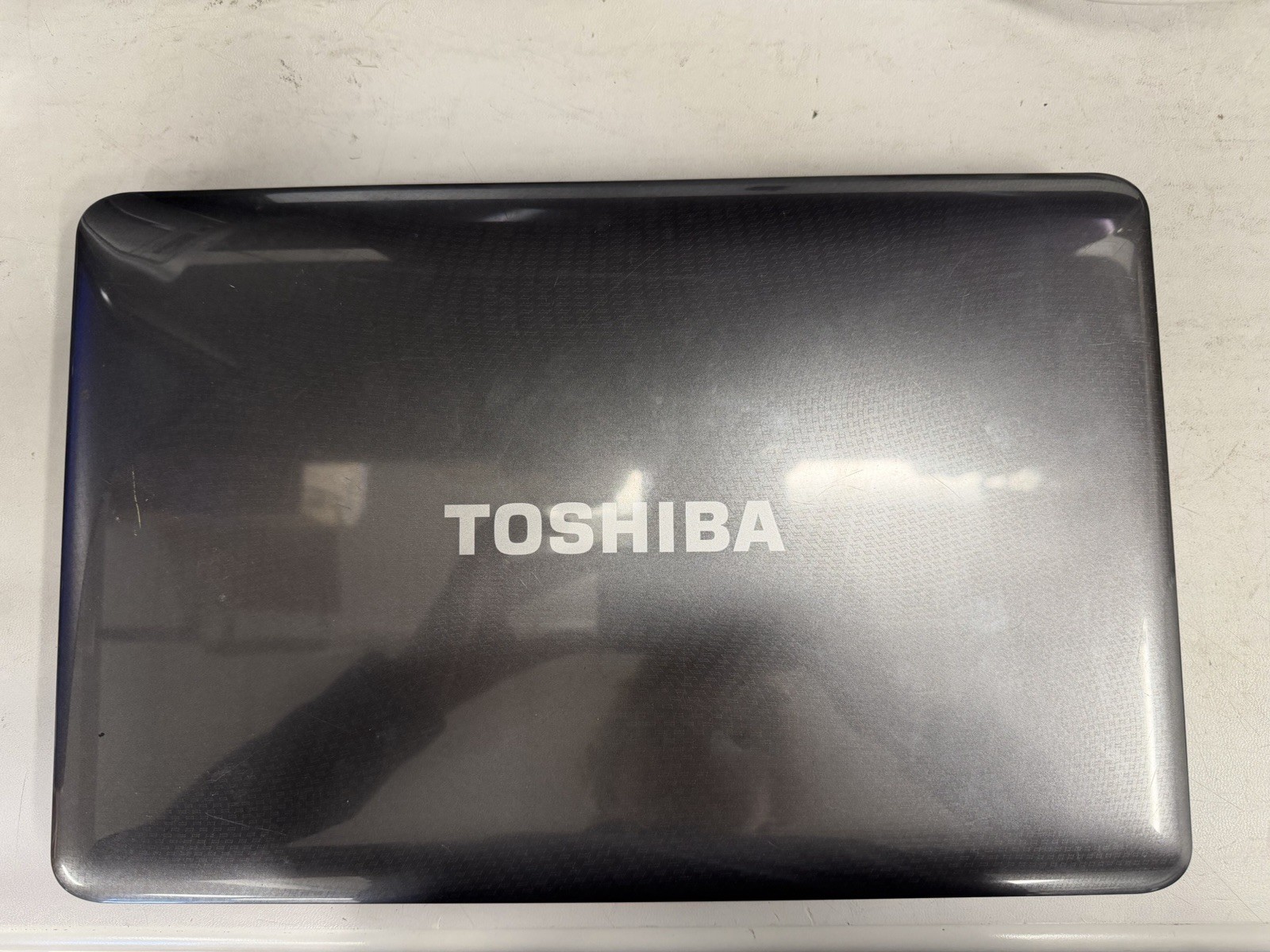 Toshiba Satellite L655-S5150 Laptop 4GB RAM Intel Pentium 2.13GHz 300GB Working