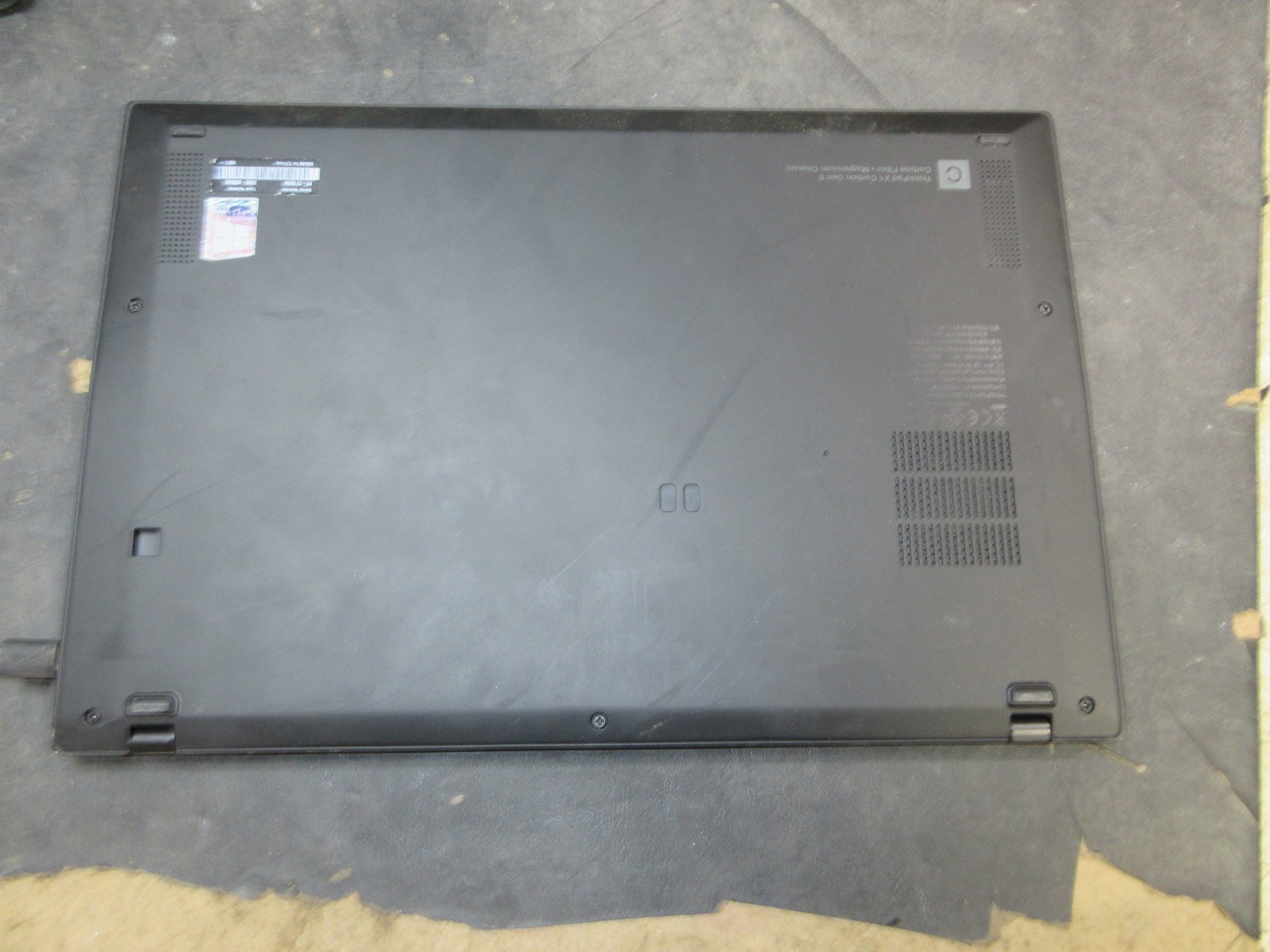 Lenovo X1 Carbon 8th Gen LAPTOP i5-10310U 1.6GHz 8G 256G SSD NO OS