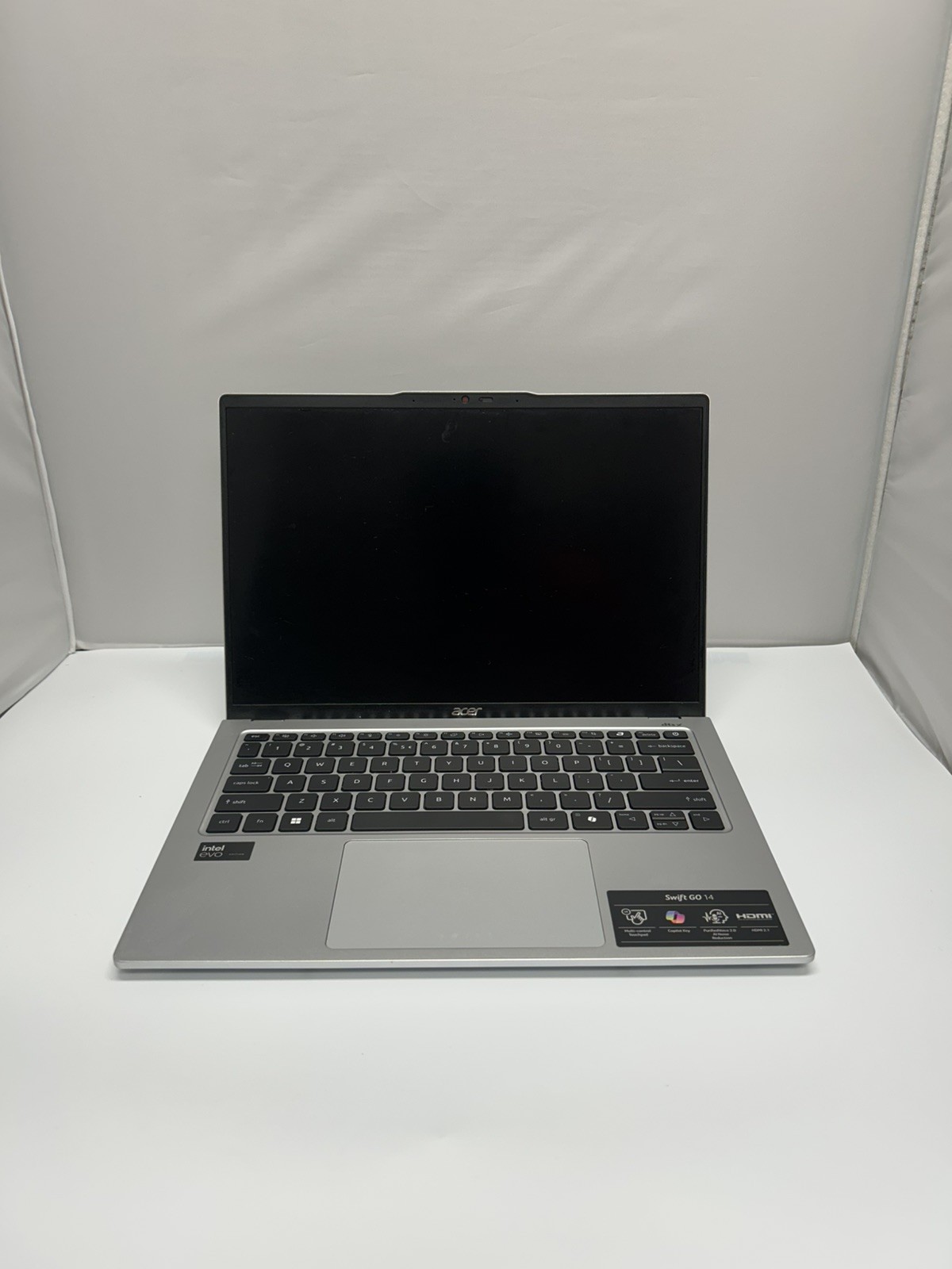 Acer Swift Go 14 – 16GB RAM / 1TB SSD – Silver – Very Good Condition