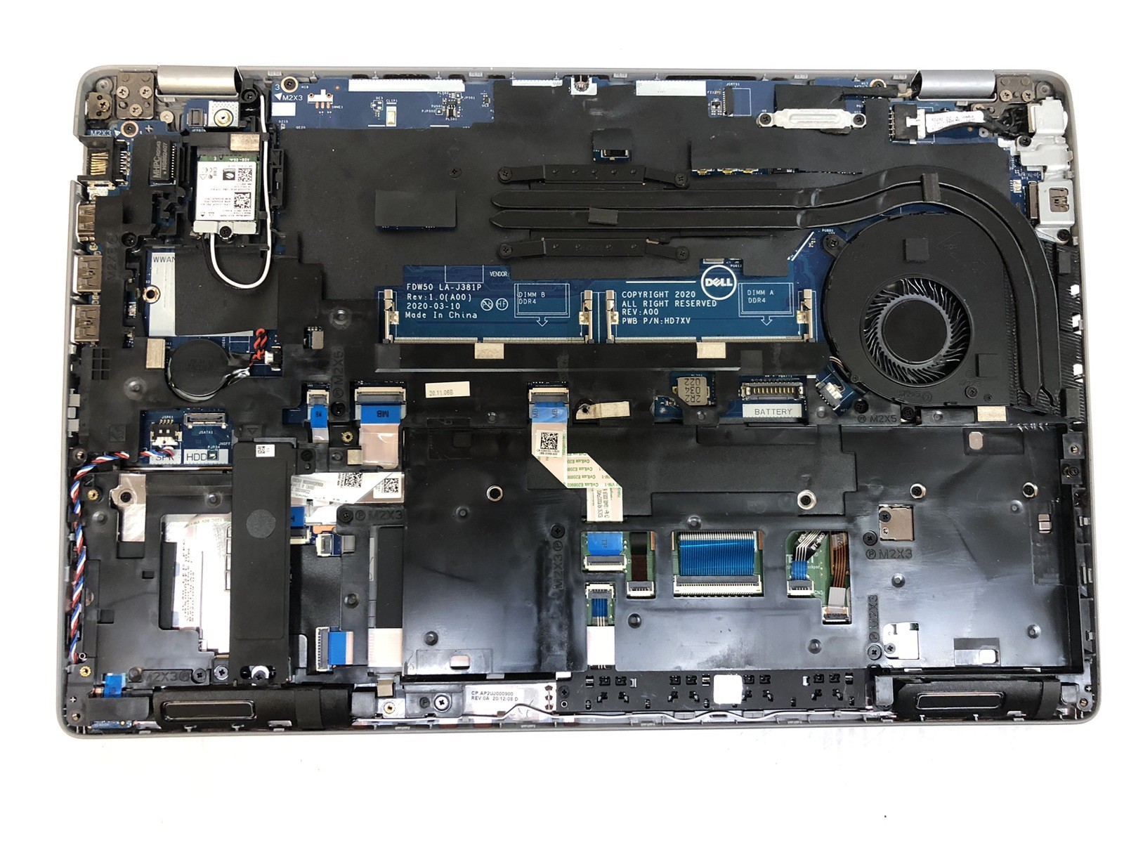 Dell Precision 3550 15.6″ i5-10310u | NO RAM/SSD/OS/Battery – DOES NOT POWER ON