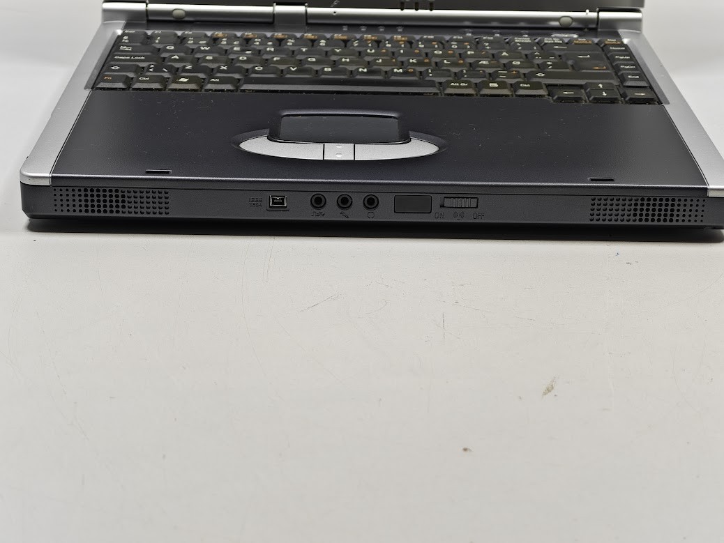 Clevo D430S Laptop – Not Working For Parts