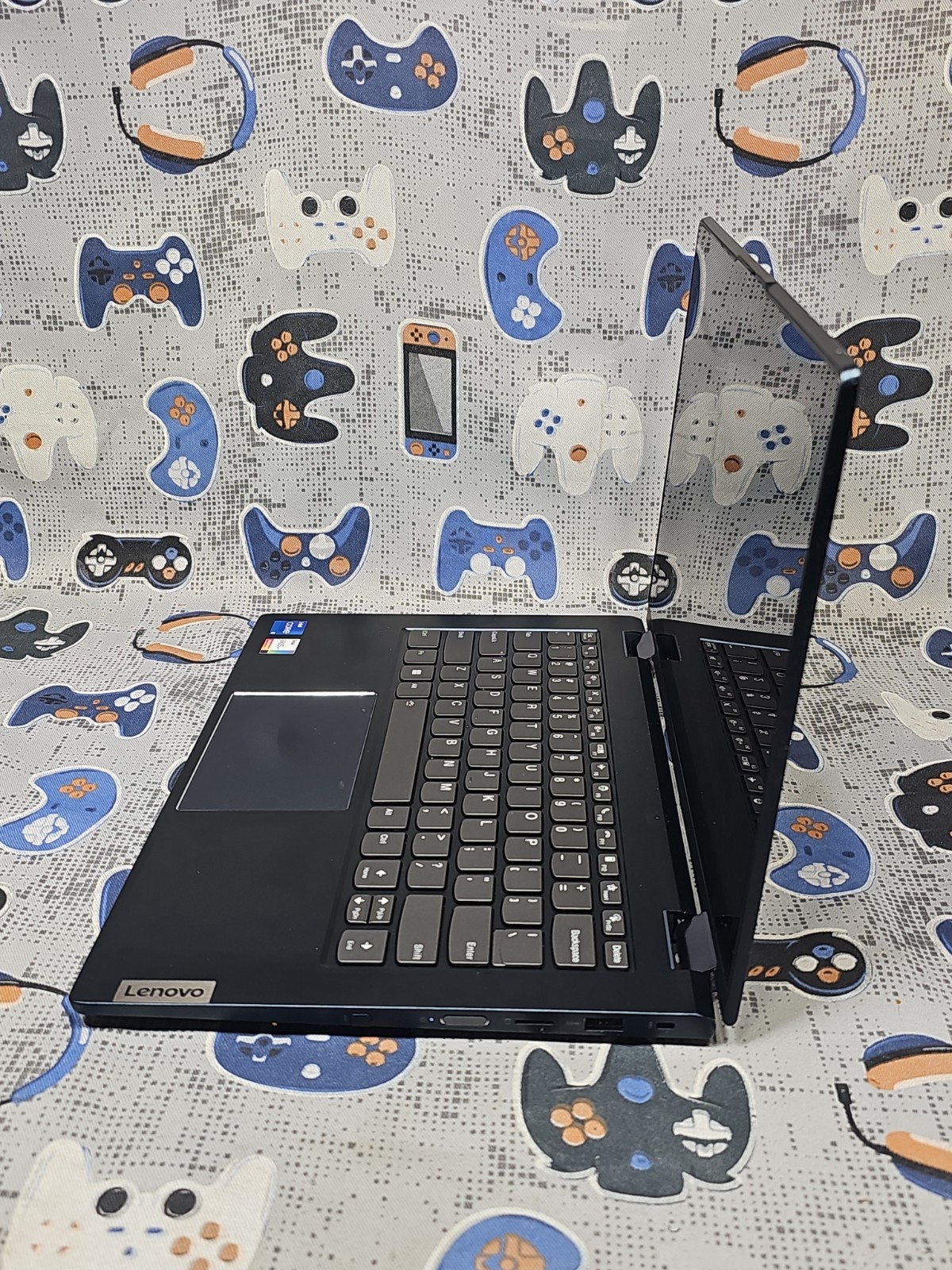 Lenovo ThinkBook 14s Yoga G2 14″ Intel Core i5 12th Gen 8GB 256GB Win 11