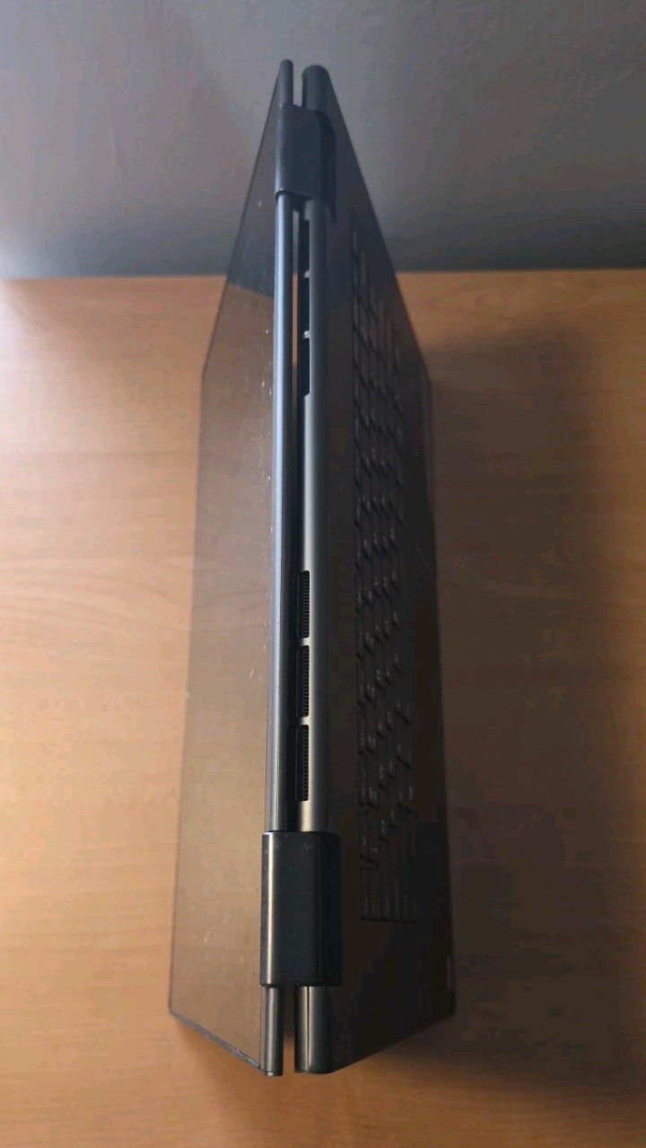 lenovo yoga 730-15ikb | I7-8550U | 16GB of RAM | GTX 1050 | 500GB SSD