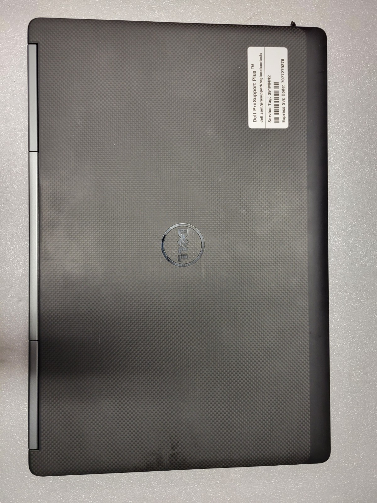Dell Precision 7720 i7-7820HQ 2.90GHz 32gb Ram 500gb ssd no charger