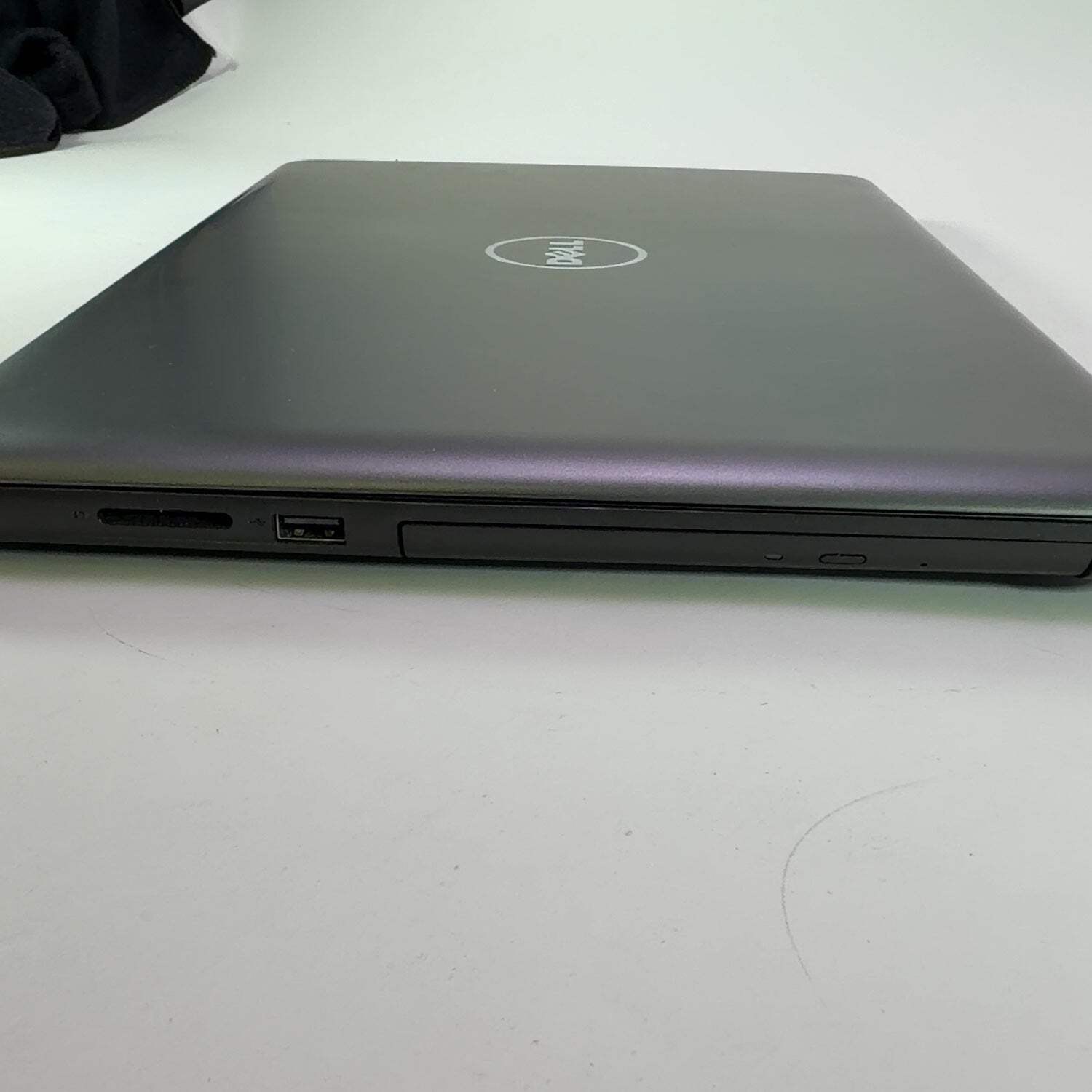 Dell Inspiron 5567 15.6″ i7-7500U 2.7GHz 16GB RAM 1TB HDD AMD Radeon R7 M445