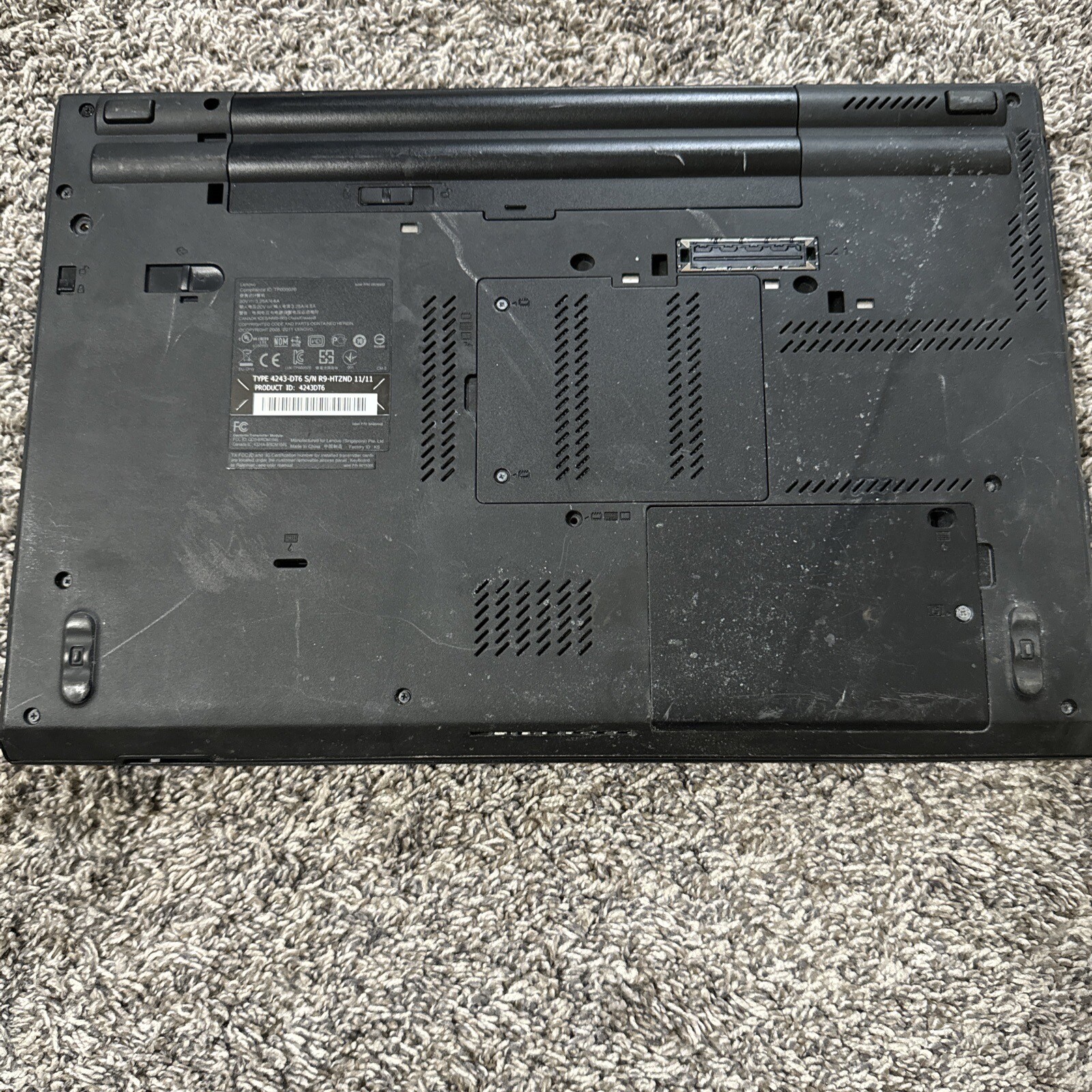 Lenovo Thinkpad T520 Intel Core i5 -2520M 2.50GHZ 8GB RAM NO HDD Cracked Screen