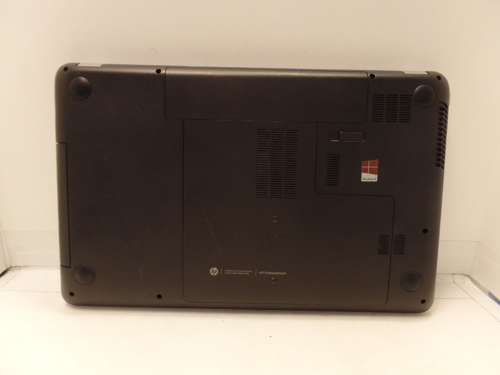 17.3″ HP Pavilion TouchScren AMD A8-5550M 2.10GHz 10GB 1TB Radeon HD 8550G Win10