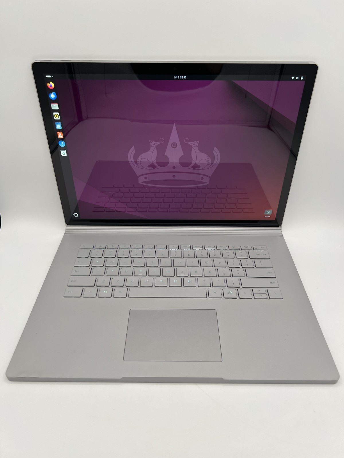 Microsoft Surface Book 3 15″ i7-1065G7 16GB 256GB SSD Ubuntu LTS 24.04