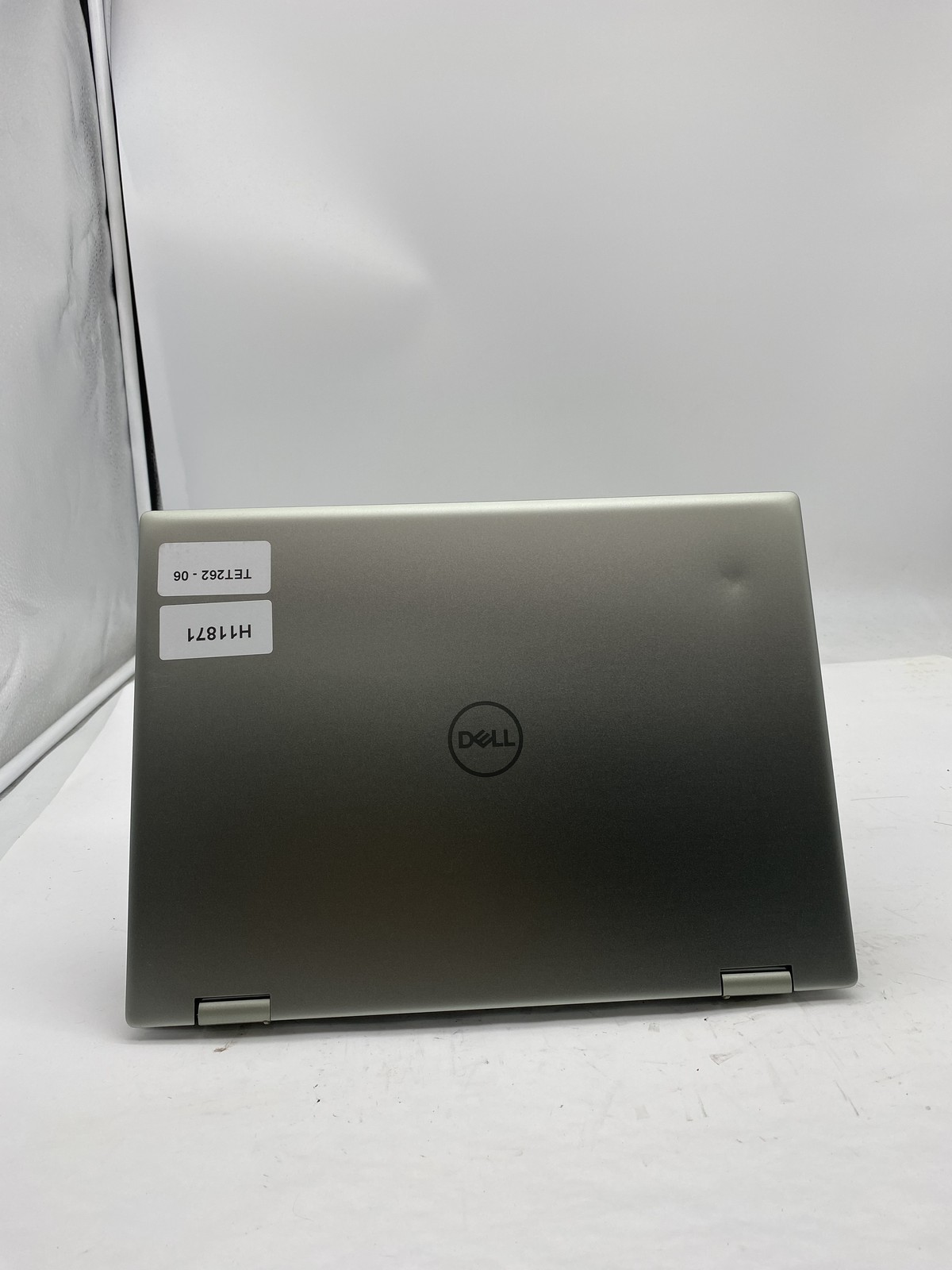 Dell Inspiron 14 7425 Laptop AMD RYZEN 7 5825U – No RAM No HDD Touch Screen