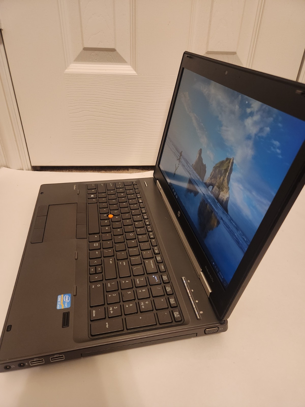 HP EliteBook 8570w 2.70 GHz 256 GB SSD 16 GB RAM Windows 10 Pro