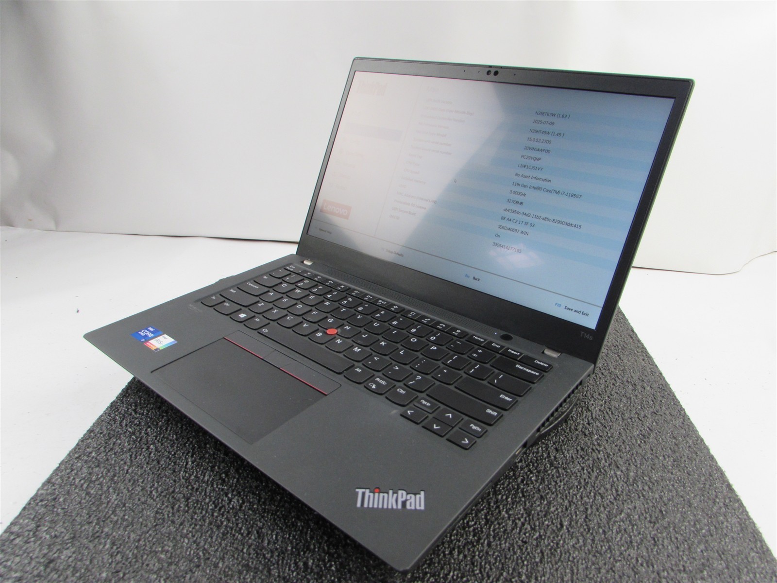 LENOVO THINKPAD T14S (GEN 2) FHD TOUCH i7-1185G7 512GB SSD 32GB RAM NO O.S/No AC