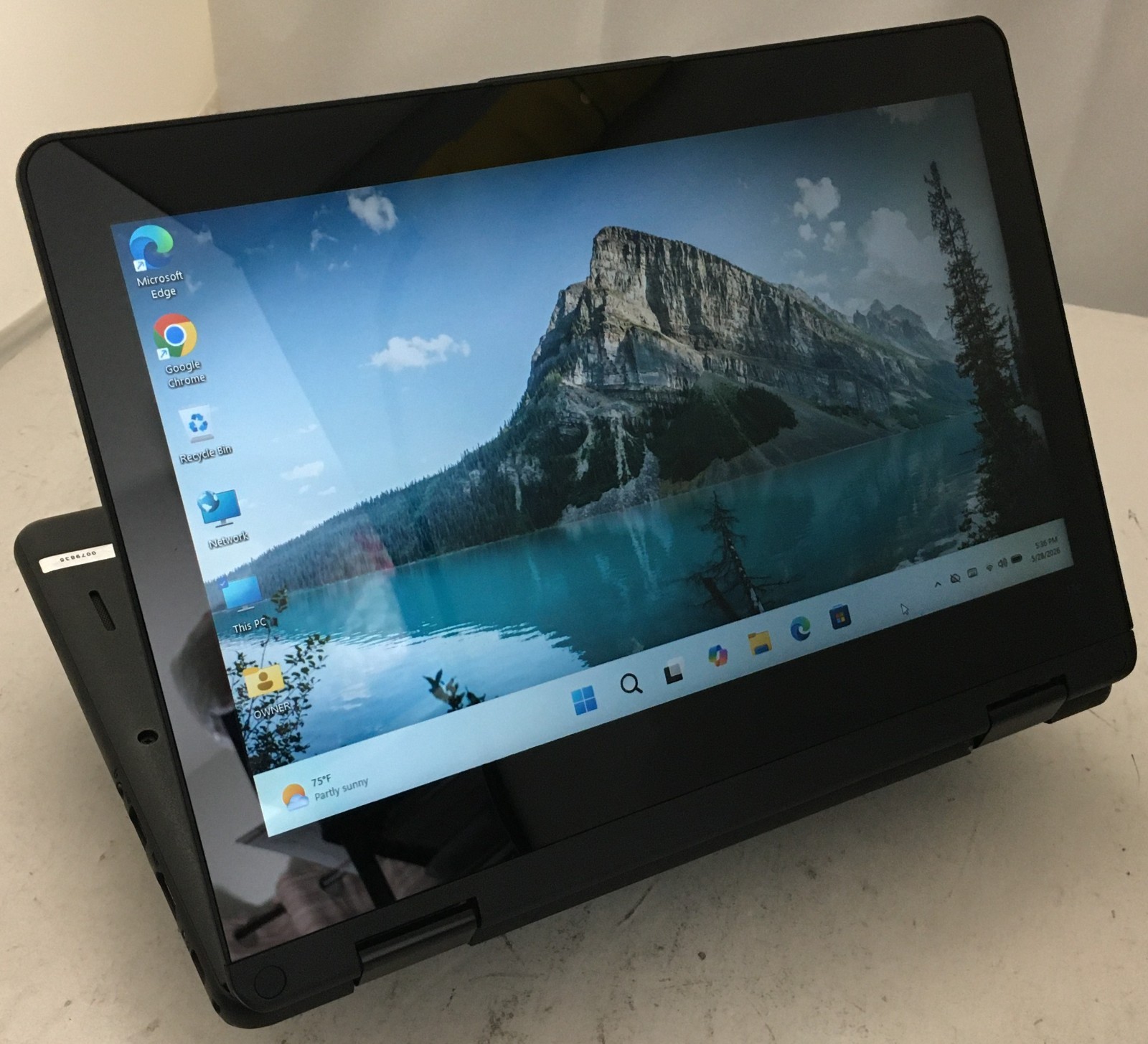 Lenovo ThinkPad 11e Yoga Gen 6 Touchscreen M3-8100Y 1.10GHz 8GB 256GB SSD Win 11