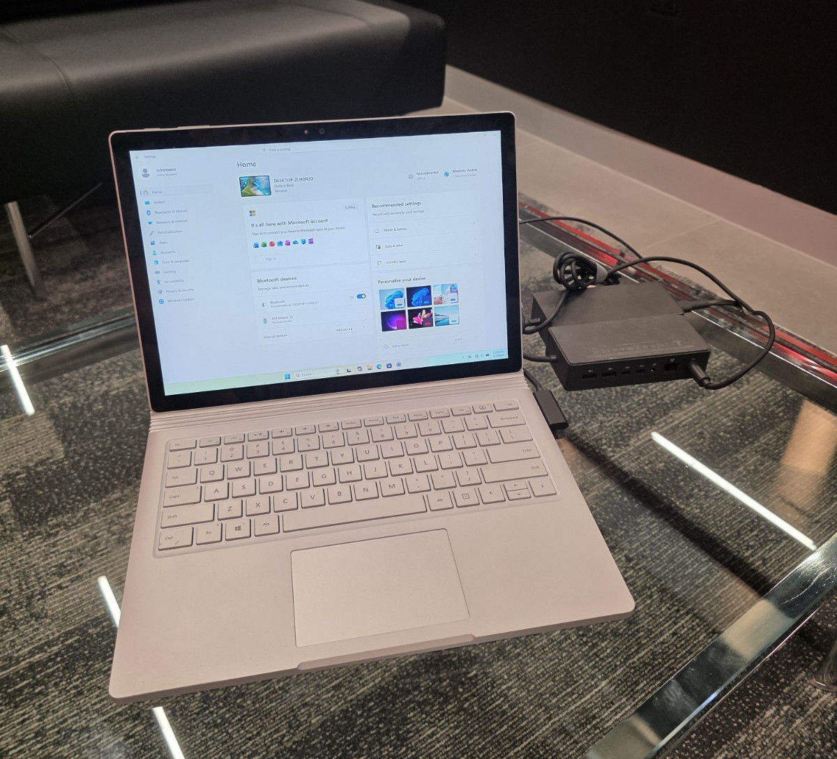 Microsoft Surface Book Intel Core i7-6600u 16GB RAM 512GB SSD with Dock