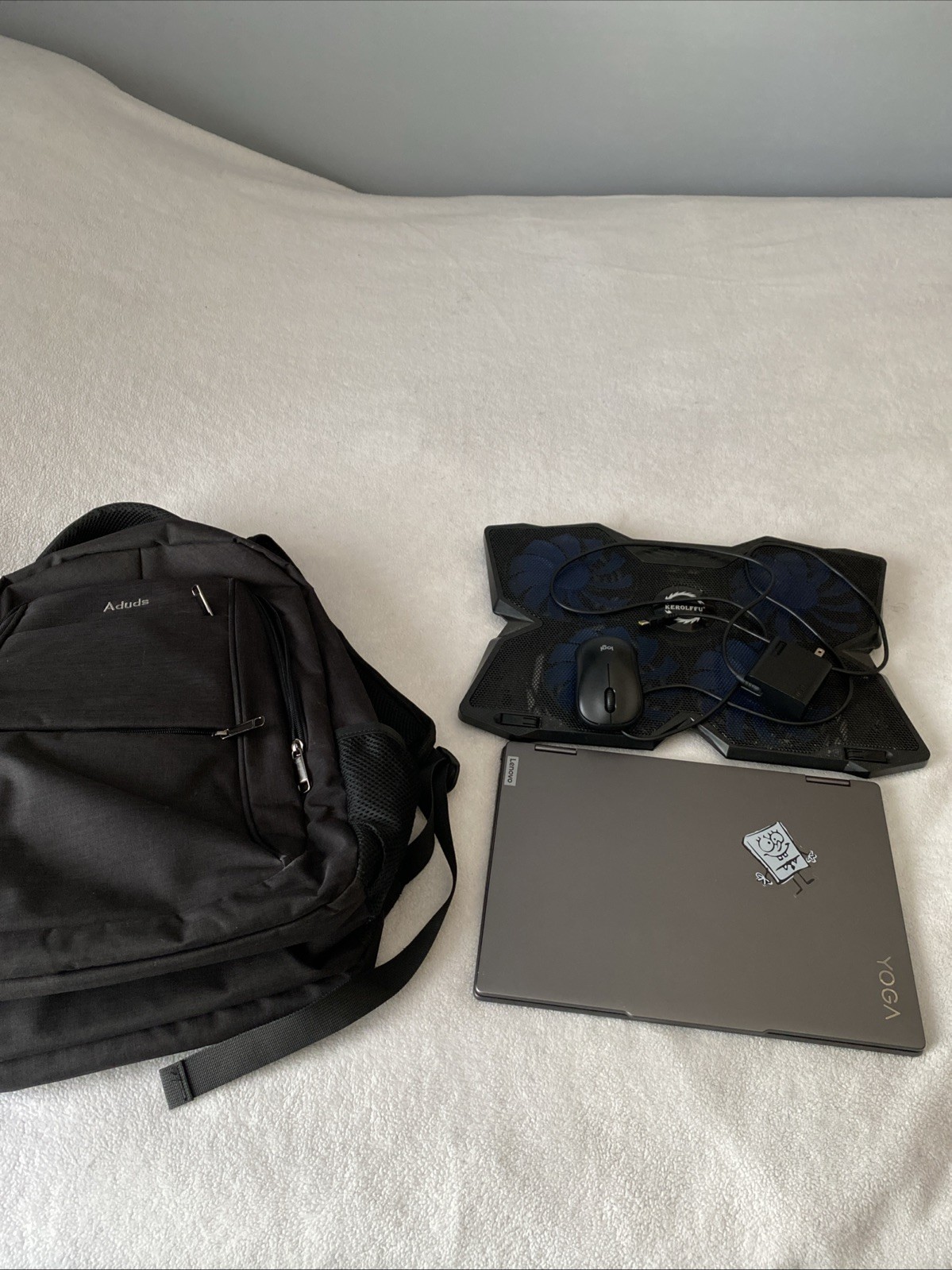 Lenovo Yoga 7 14IRL8 With Backpack And Cooler. (READ)