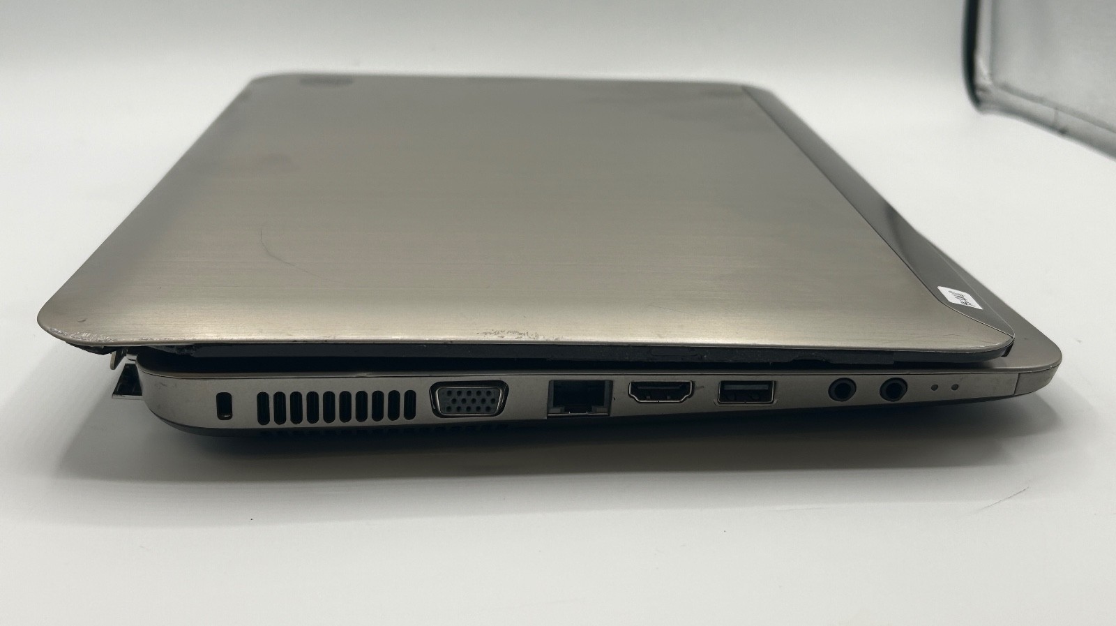 HP Pavilion DM4 14″ Laptop Core i5-2410M 6GB RAM No Drive