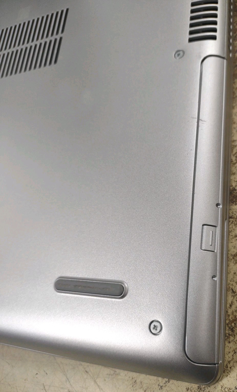 HP ProBook 650 G5 15.6″ W/ Intel i5-8365U @ 1.6GHz, 8GB, 256GB.