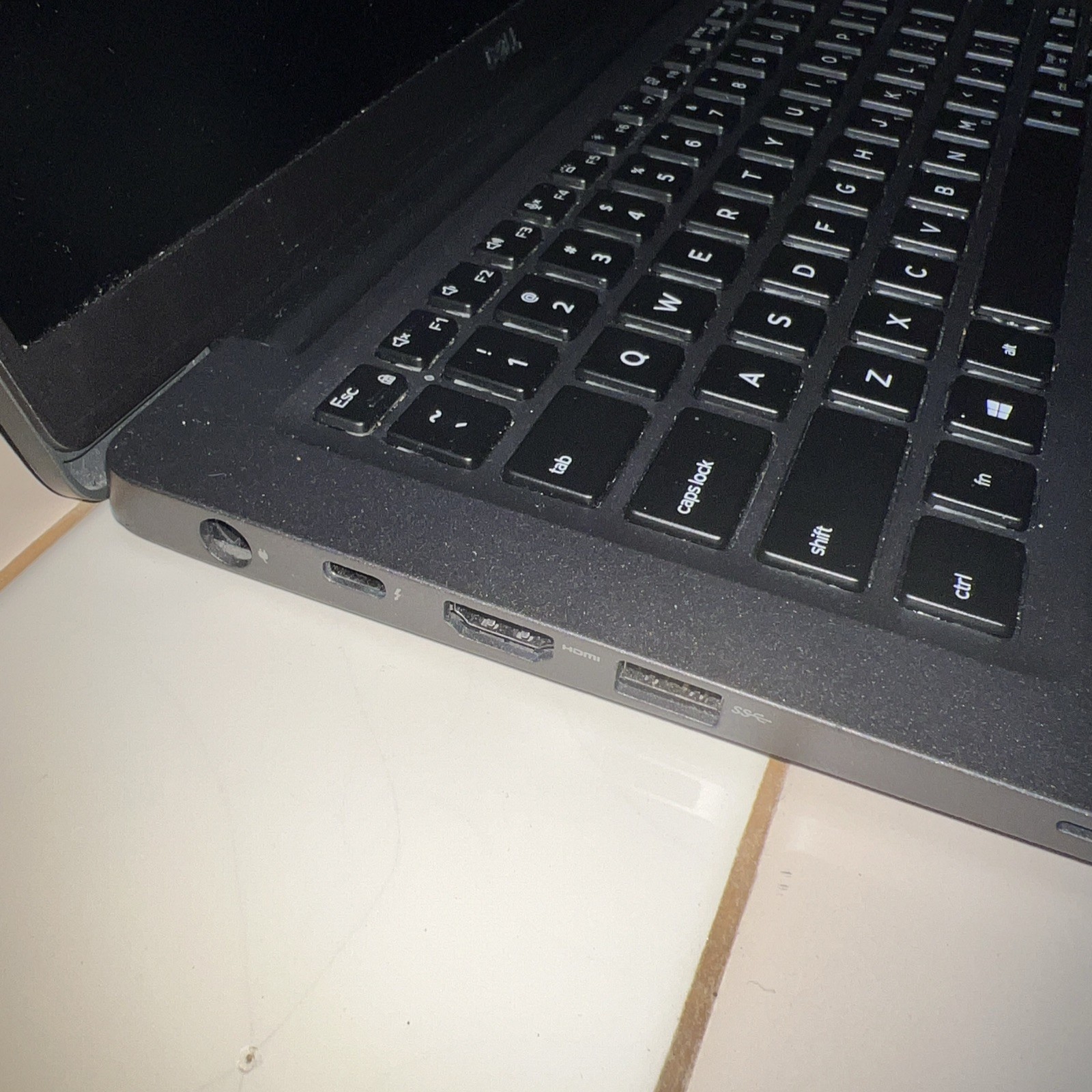 Dell Latitude 7400 14” FHD Laptop i7-8665U 1.90GHZ 16GB RAM 256GB SSD Win11P