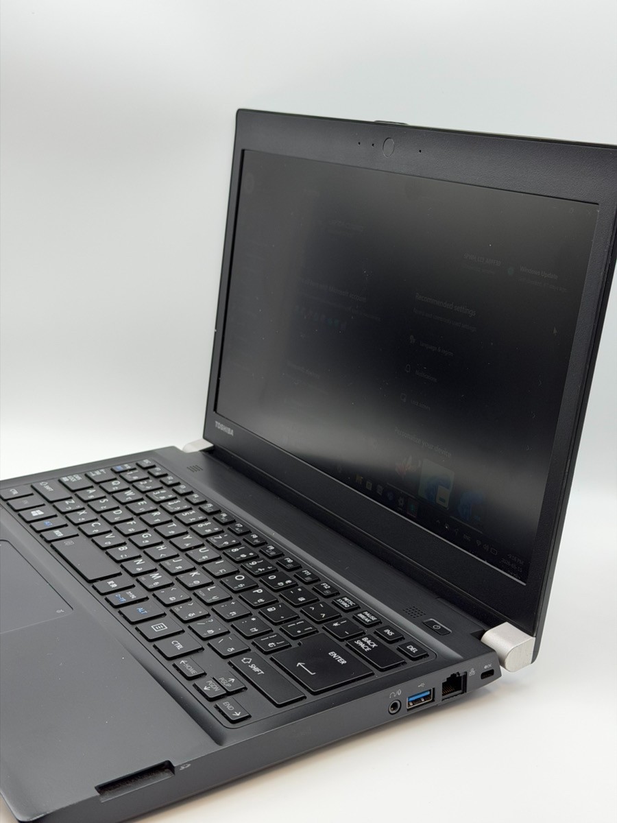 Toshiba Dynabook R734/M i5-4310M 8GB 500GB SSD 13.3″ Win11 Pro Wi-Fi BT/SAIL