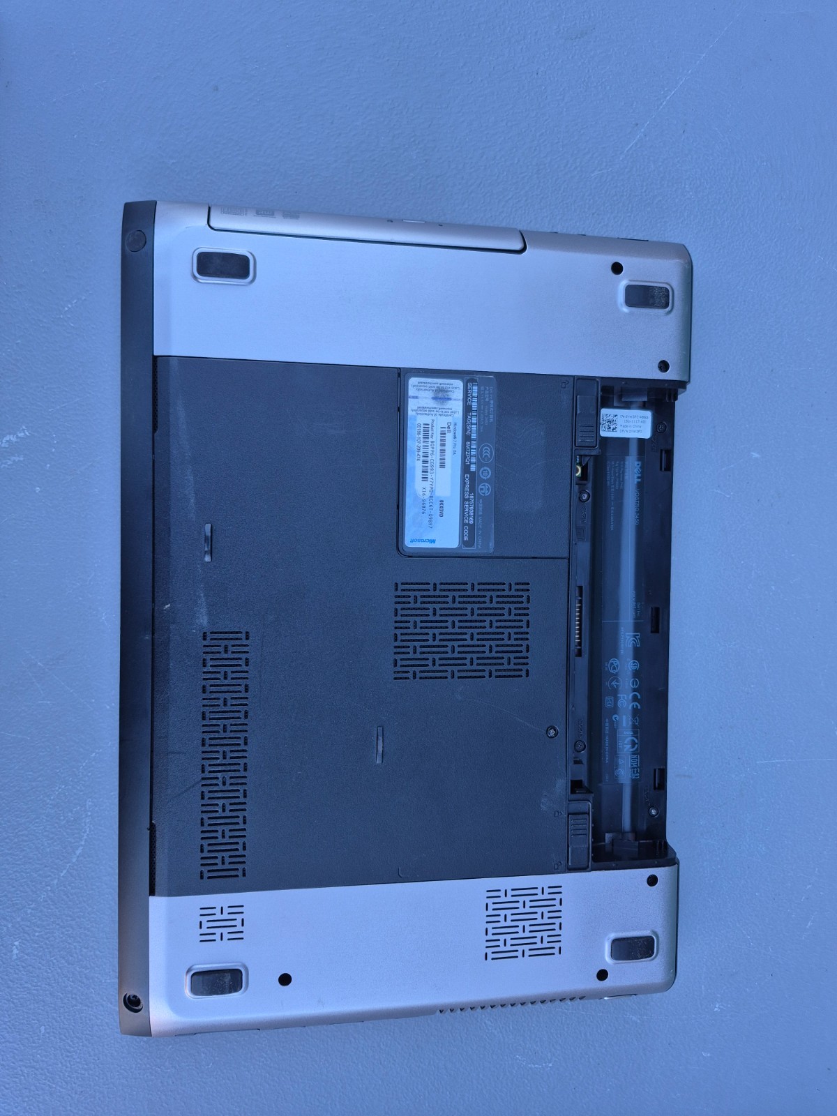 Dell Vostro 3450 14″ Intel Core i3 Continuous Reboot RAM and HDD included