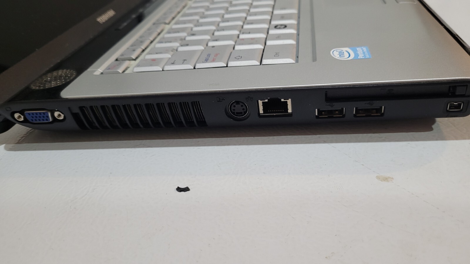 Toshiba Satellite A200-25V | 15.4″ | Intel T2310 | 3GB Ram | NoHDD | NoAC