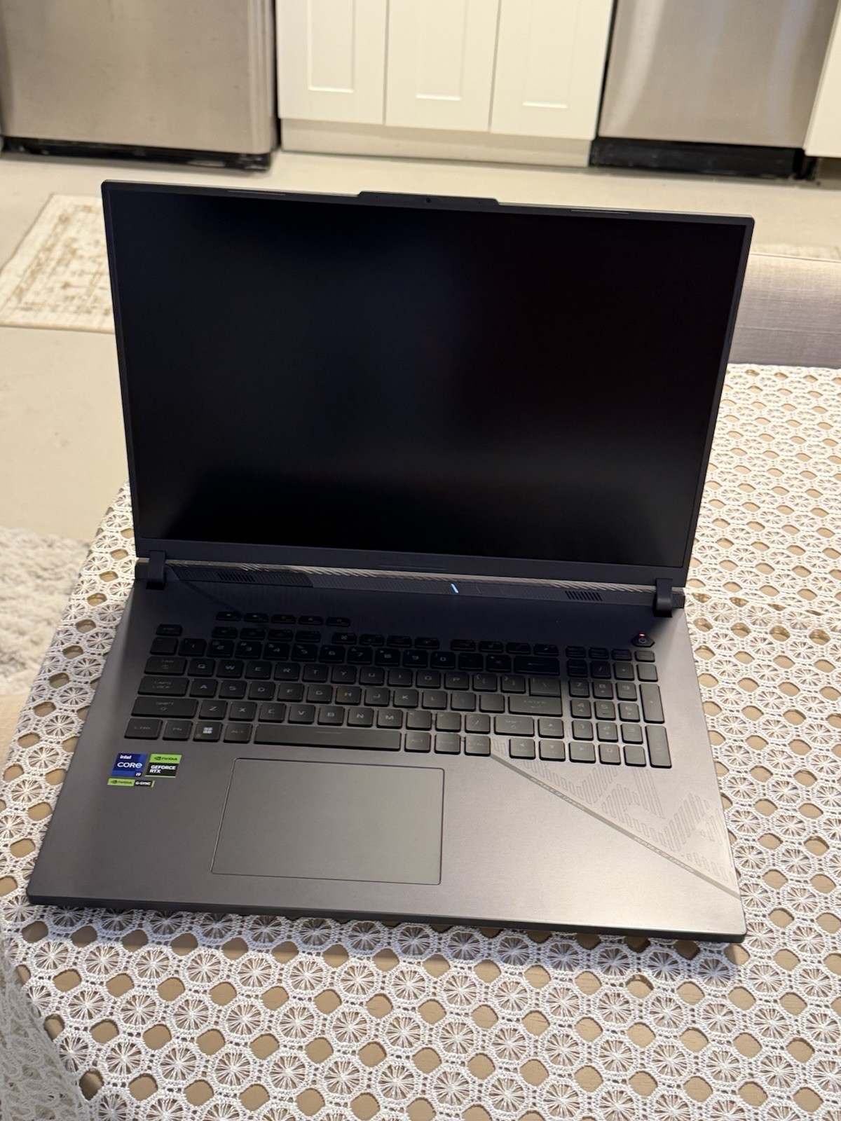 ASUS ROG Strix G18 18″ Gaming Laptop i9-13980HX RTX 4080 32GB 1TB SSD