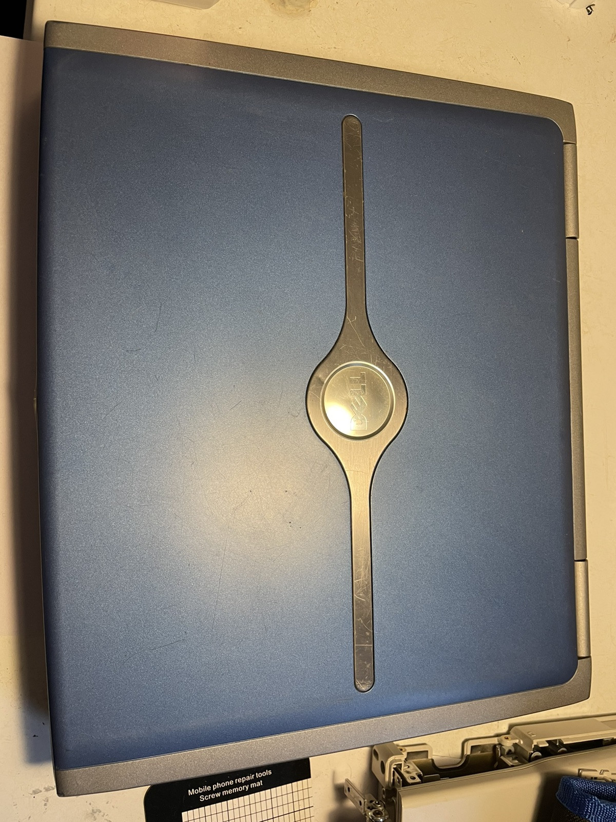Dell Inspiron 5100 PP07L 14″ 512mb Ram Pentium 4 2.4 Ghz ATI Radeon 7500 NO HDD