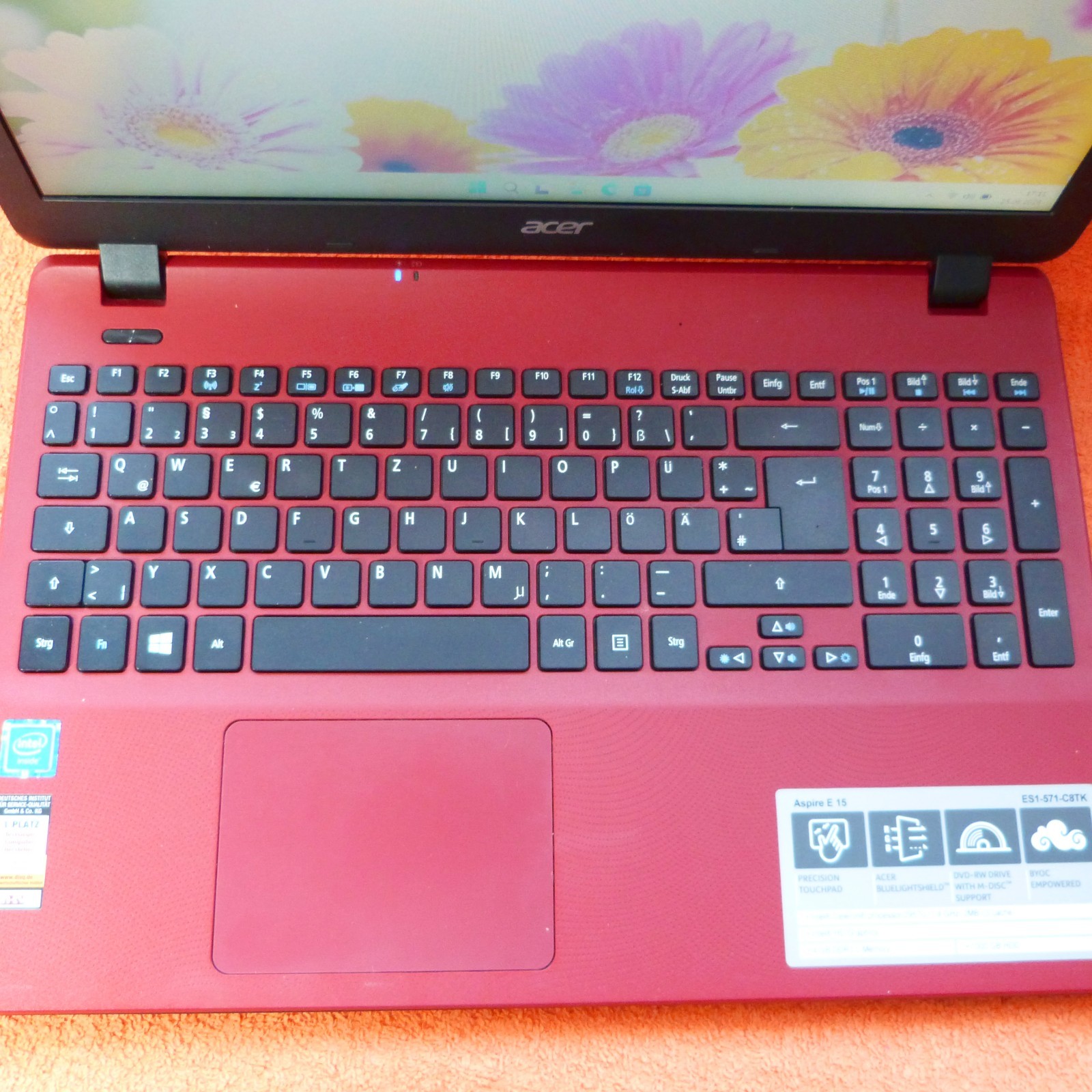 Acer ES1 571 UltraBook 15″ RED DESIGN l 1TB Windows 11 l HDMI USB3 DVDRW