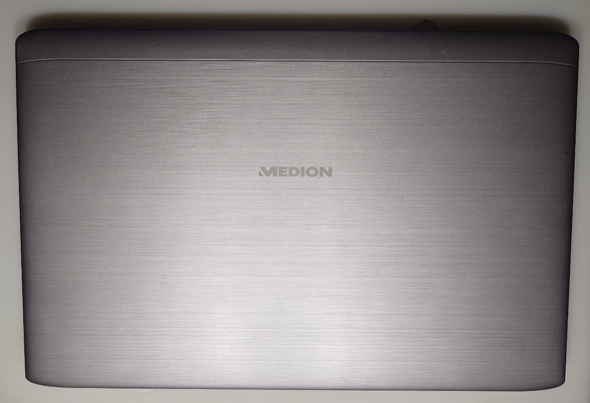 Medion Akoya E7420, 17.3″, i3, 8GB RAM, WIN 11, Microsoft Office 2007 SSD + HDD