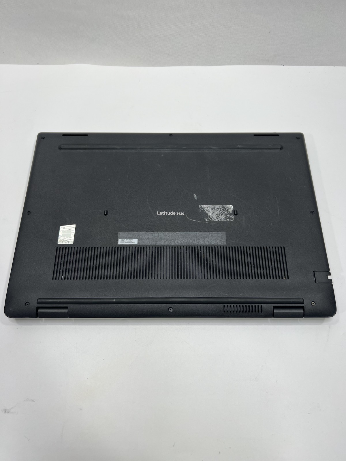 Dell Latitude 3420 Core i5-1135G7 2.40 GHz 8 GB 256 GB NVMe NO OS