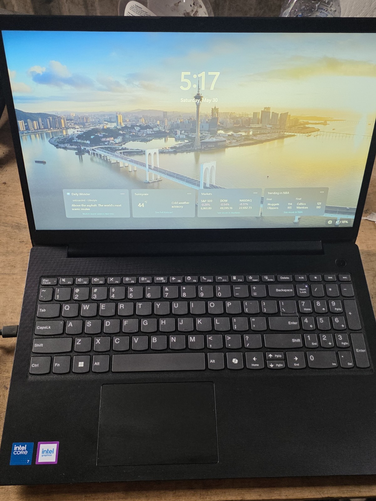 Lenovo V15 G5 Irl Core 7 240h 16gb 1tb Good
