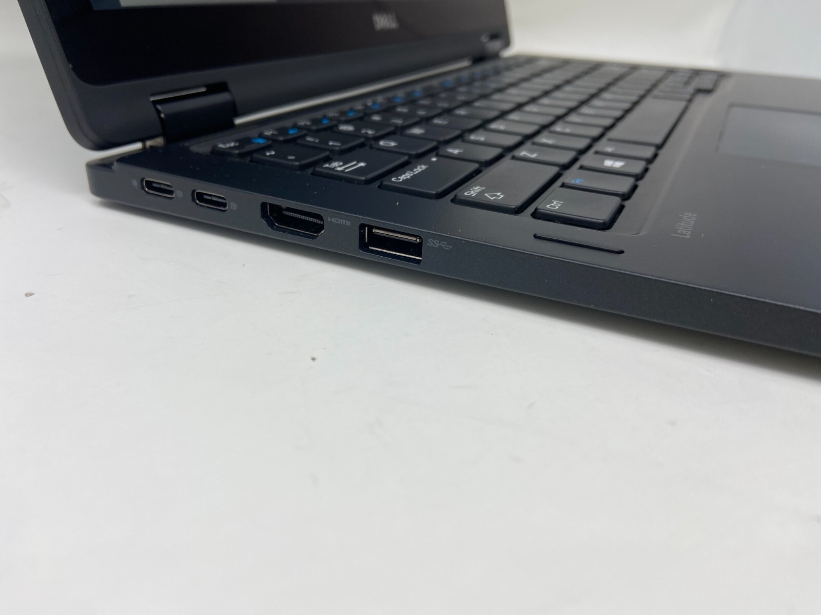 Dell Latitude 7389 13″ i5-7300u 2.6GHz 8GB 512GB SSD Touch Screen Tablet Laptop